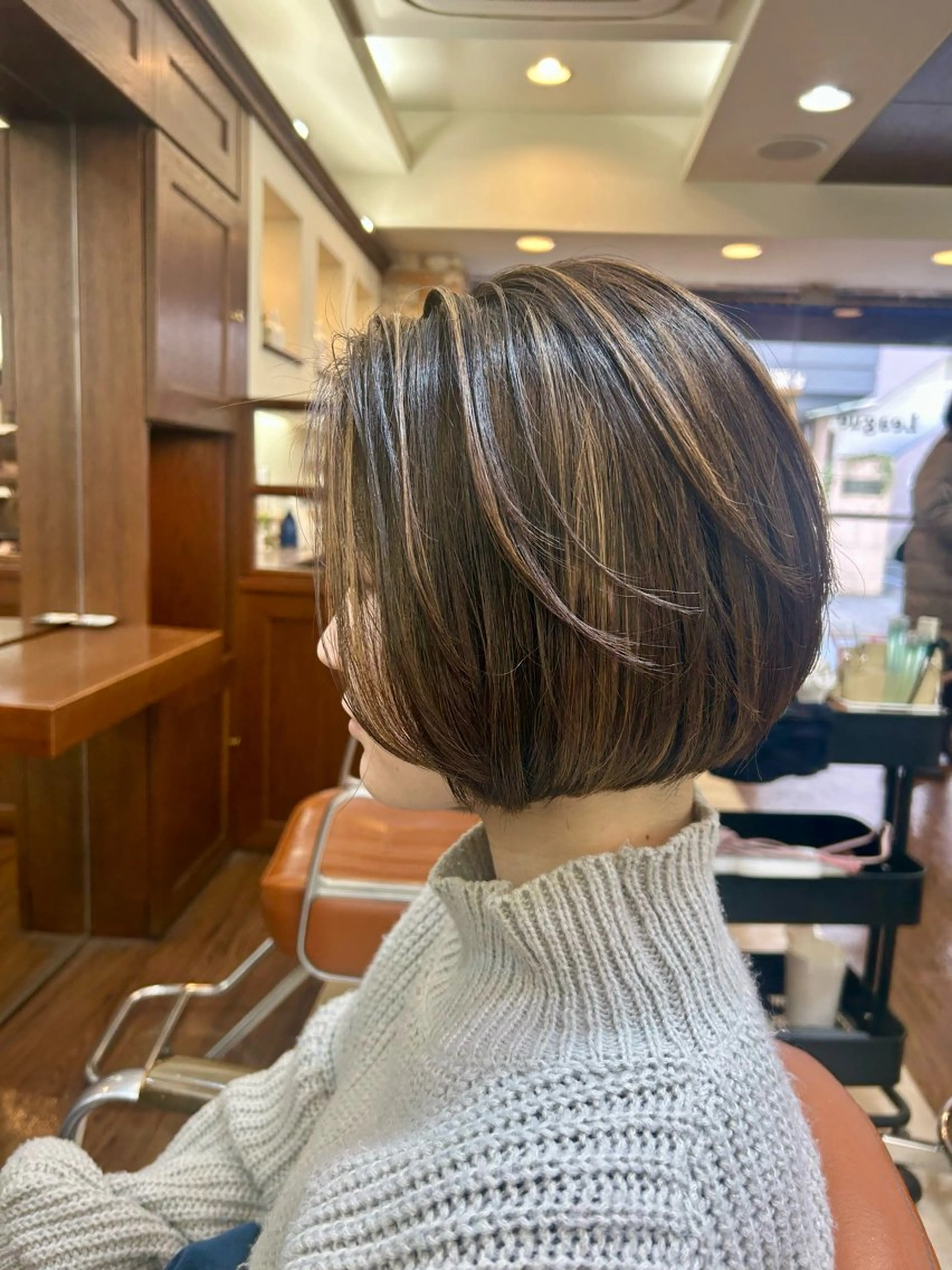 ショート カラー カット ヘアカラー トリートメント 大八木 美咲のヘアスタイル