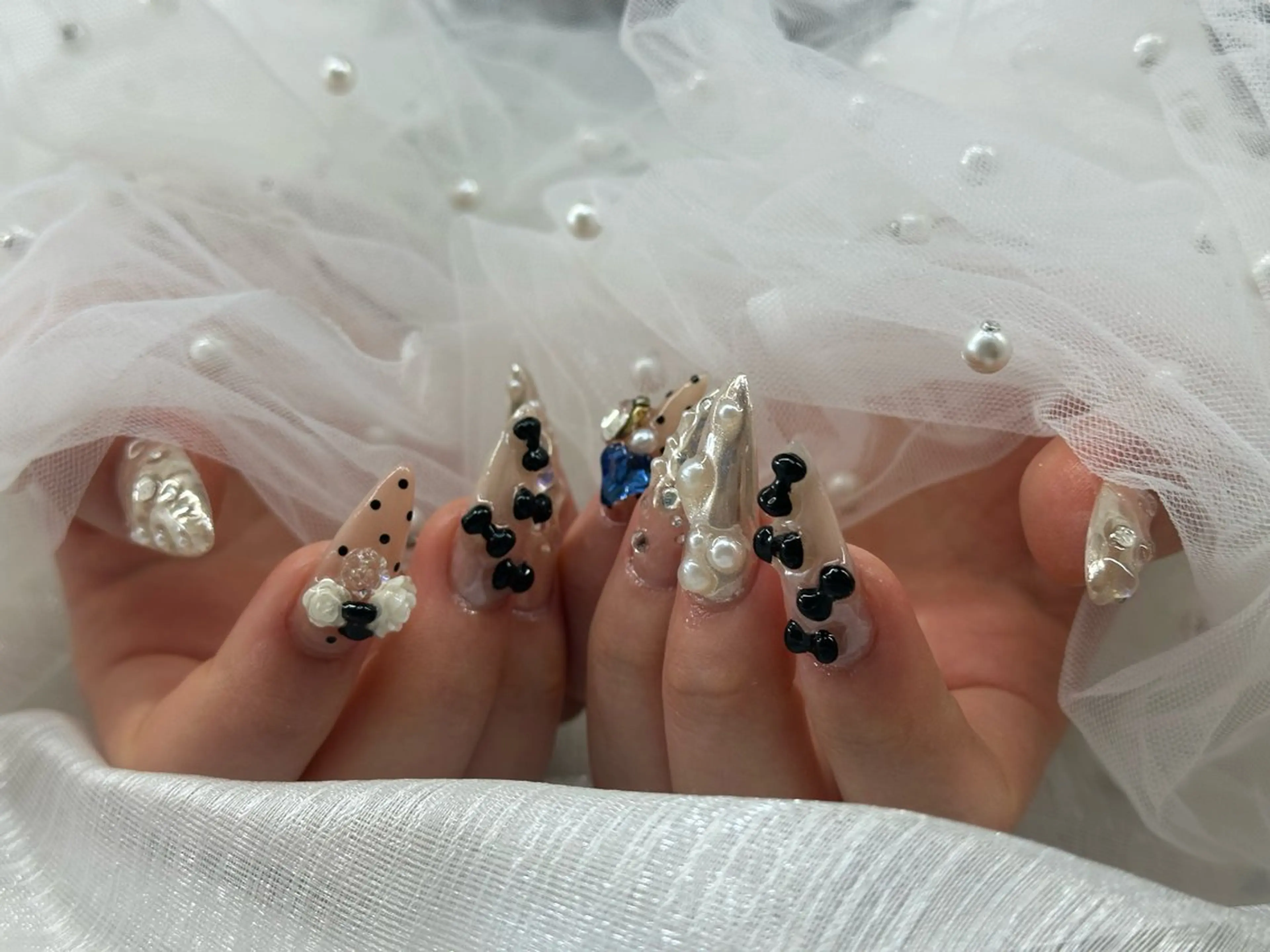 ネイル ハンドネイル 【パラジェル・フィルイン】 T&BNAIL STUDIO所属・ナ サギ ロング無制限中のネイルデザイン