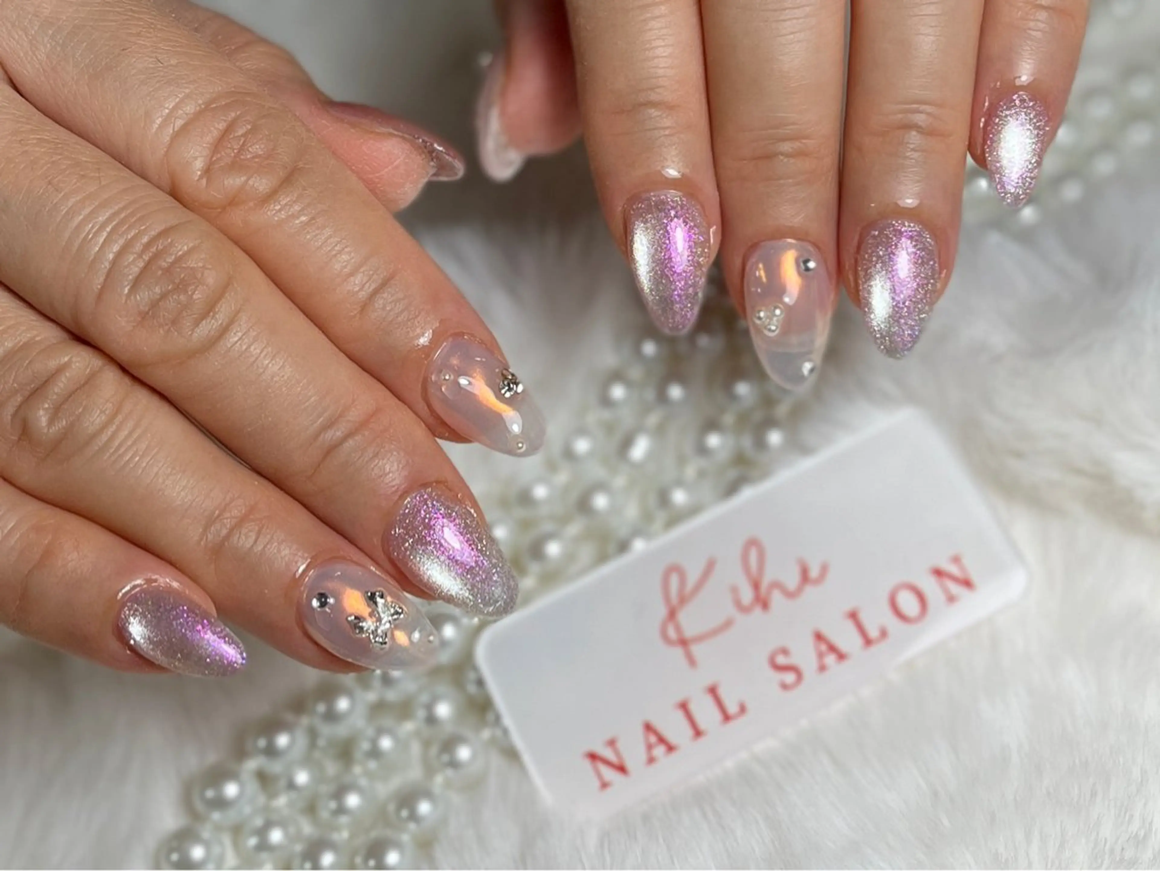 ネイル マグネットネイル ハンドネイル フットネイル ユリ🎀長さだし/ パラジェル/持ち込みのネイルデザイン