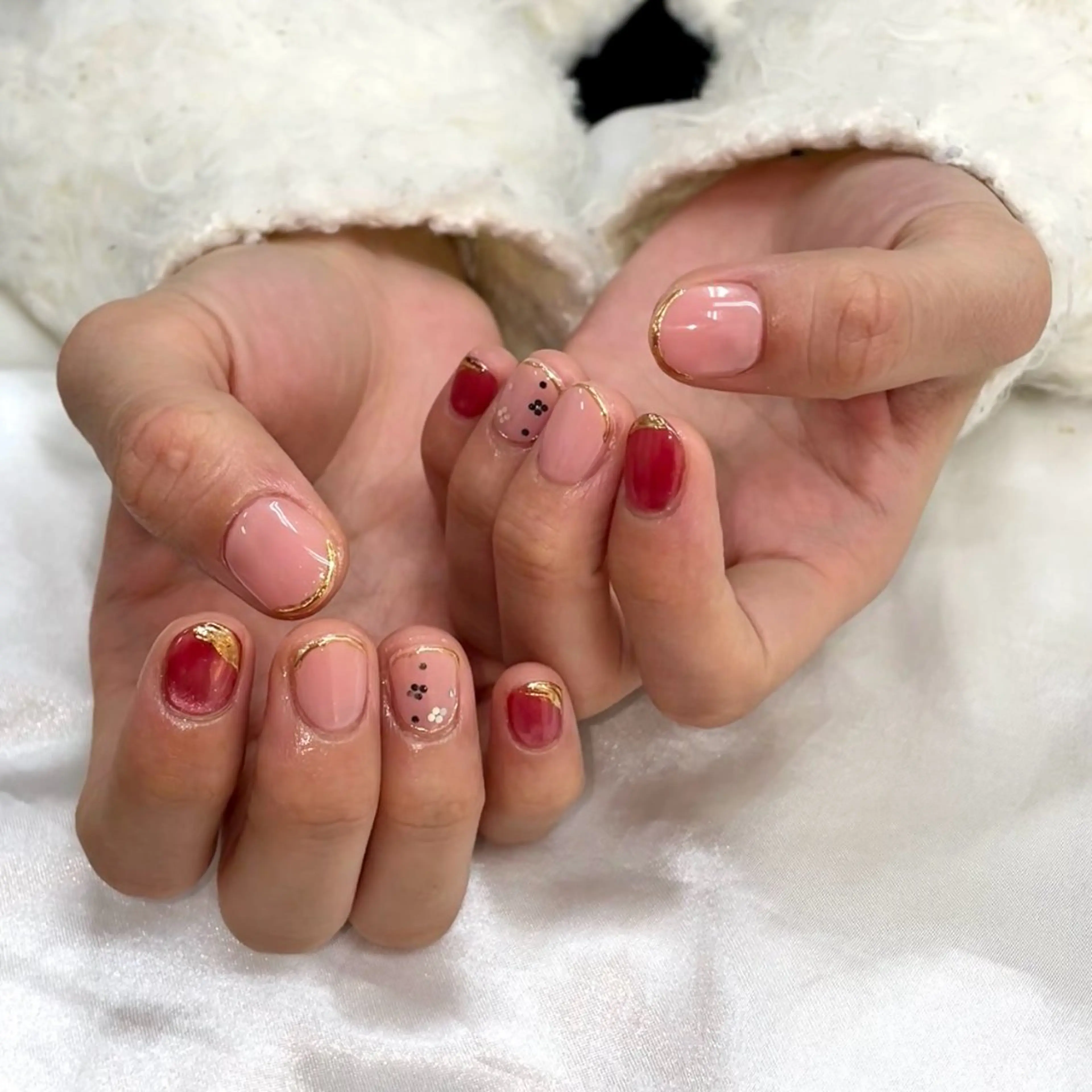ネイル 成人式 ハンドネイル Nail salon のらねこ所属・友井川 綾華のネイルデザイン