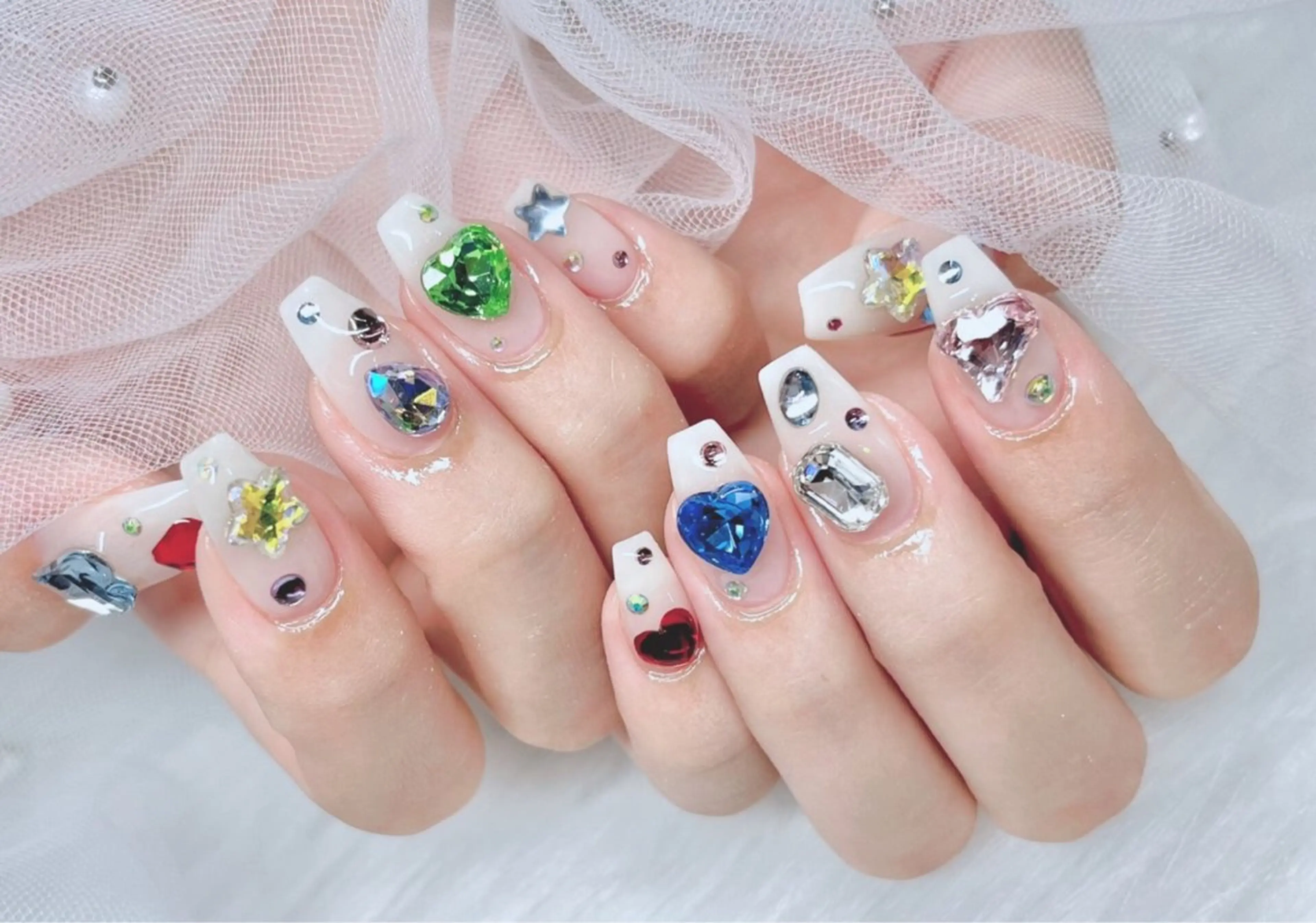 ネイル ETERNA Nail 銀座店【パラジェル/フィルイン/チップ長さだし/マグネット/ニュアンス】所属・ア カリのネイルデザイン