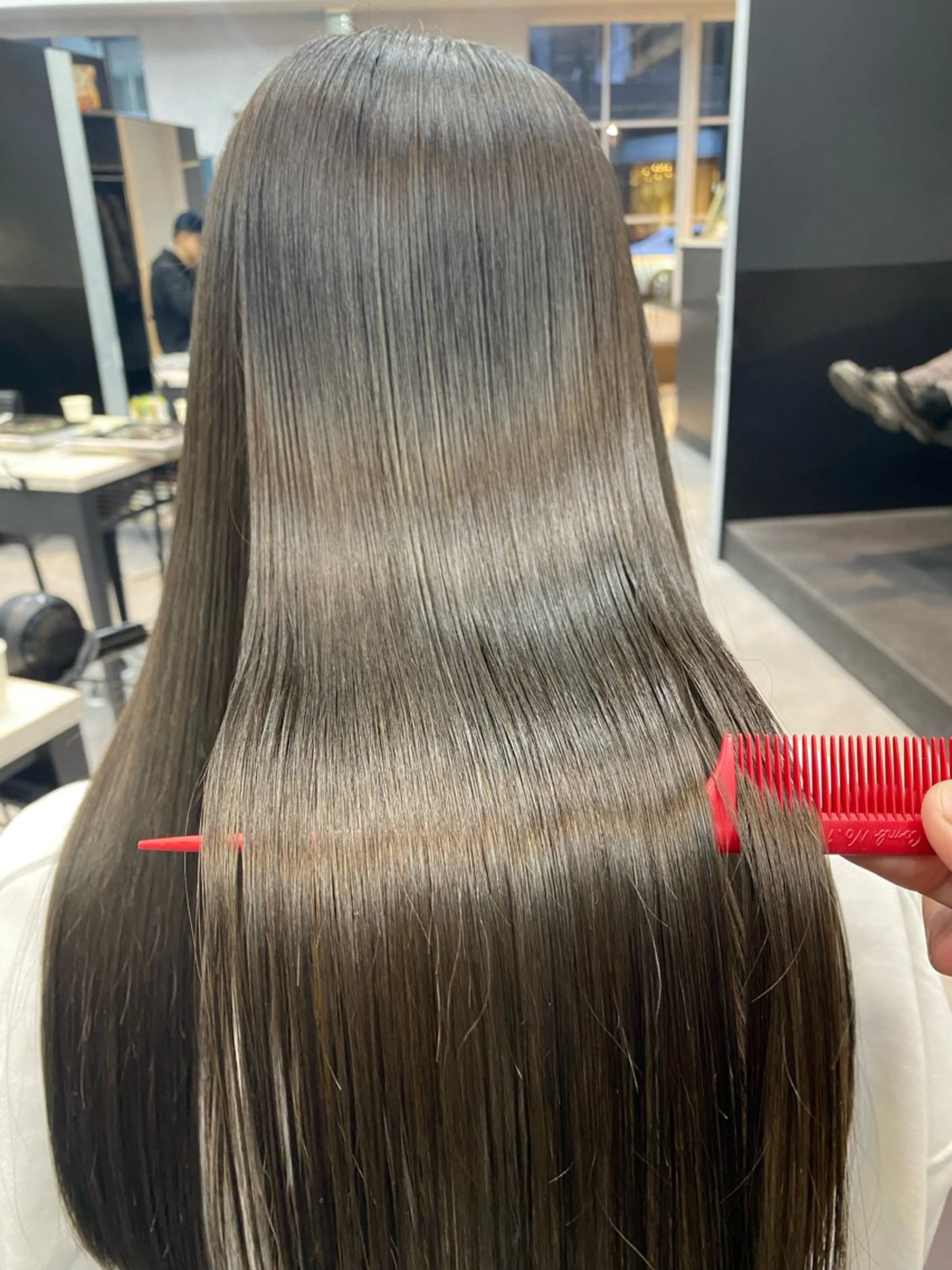 カット💇🏼♀️+極艶イルミナカラー🌈+弱酸性縮毛矯正💇🏼♀️【髪質改善】の写真