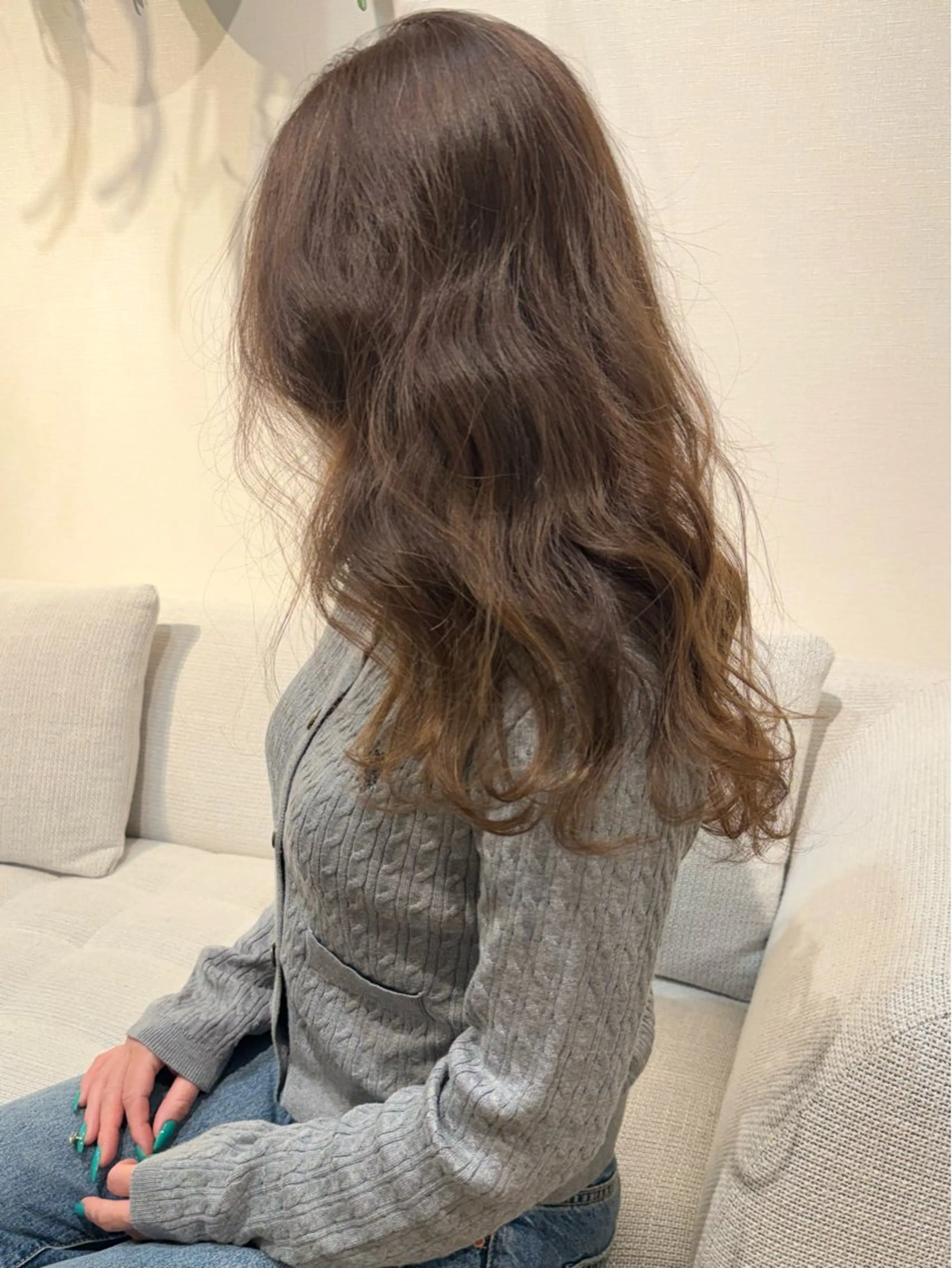 ロング カラー ベージュカラー カット ヘアカラー トリートメント 田室 和幸のヘアスタイル