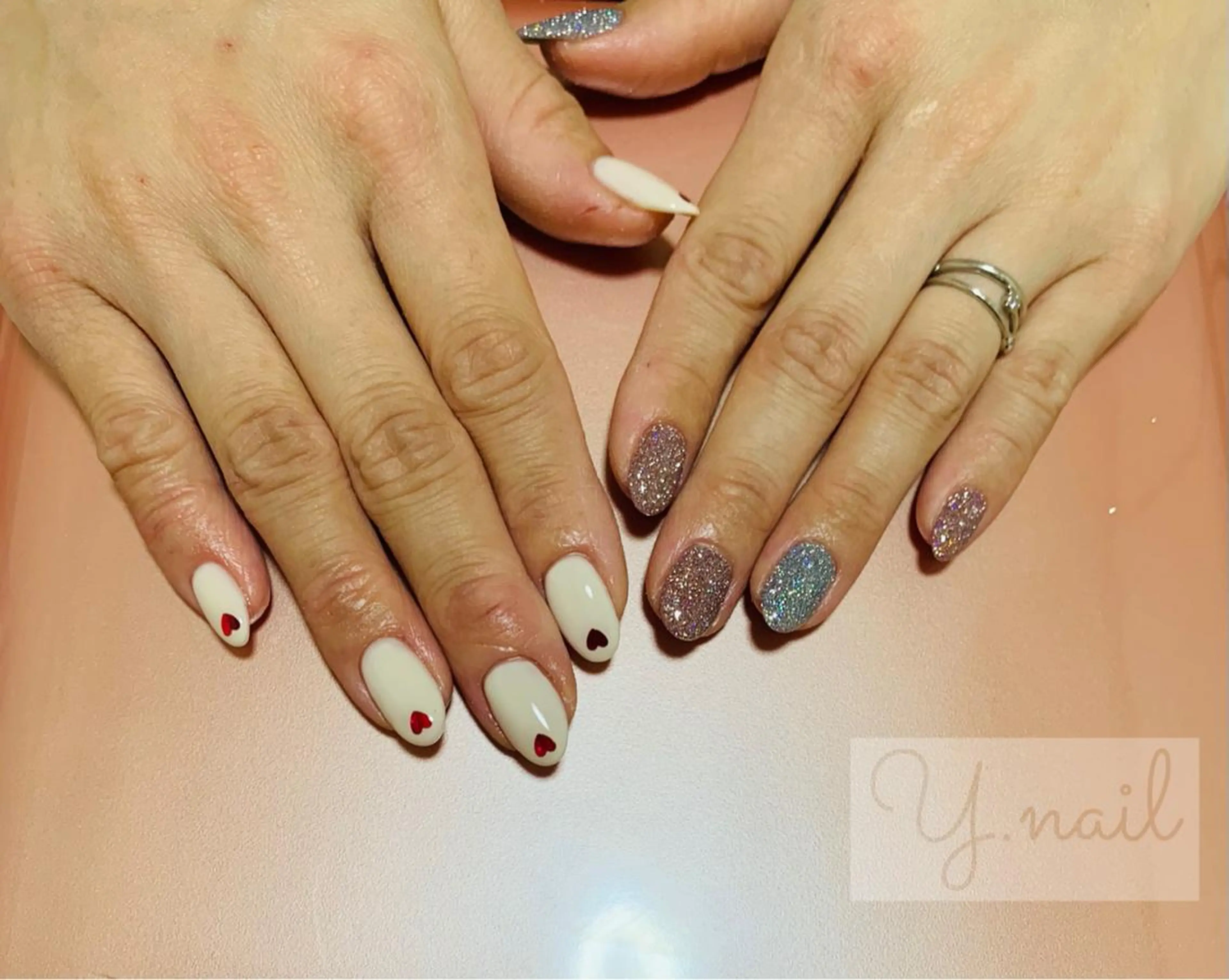 ネイル フラッシュネイル ハート Feliz所属・Feliz 楽しいネイルサロンのネイルデザイン