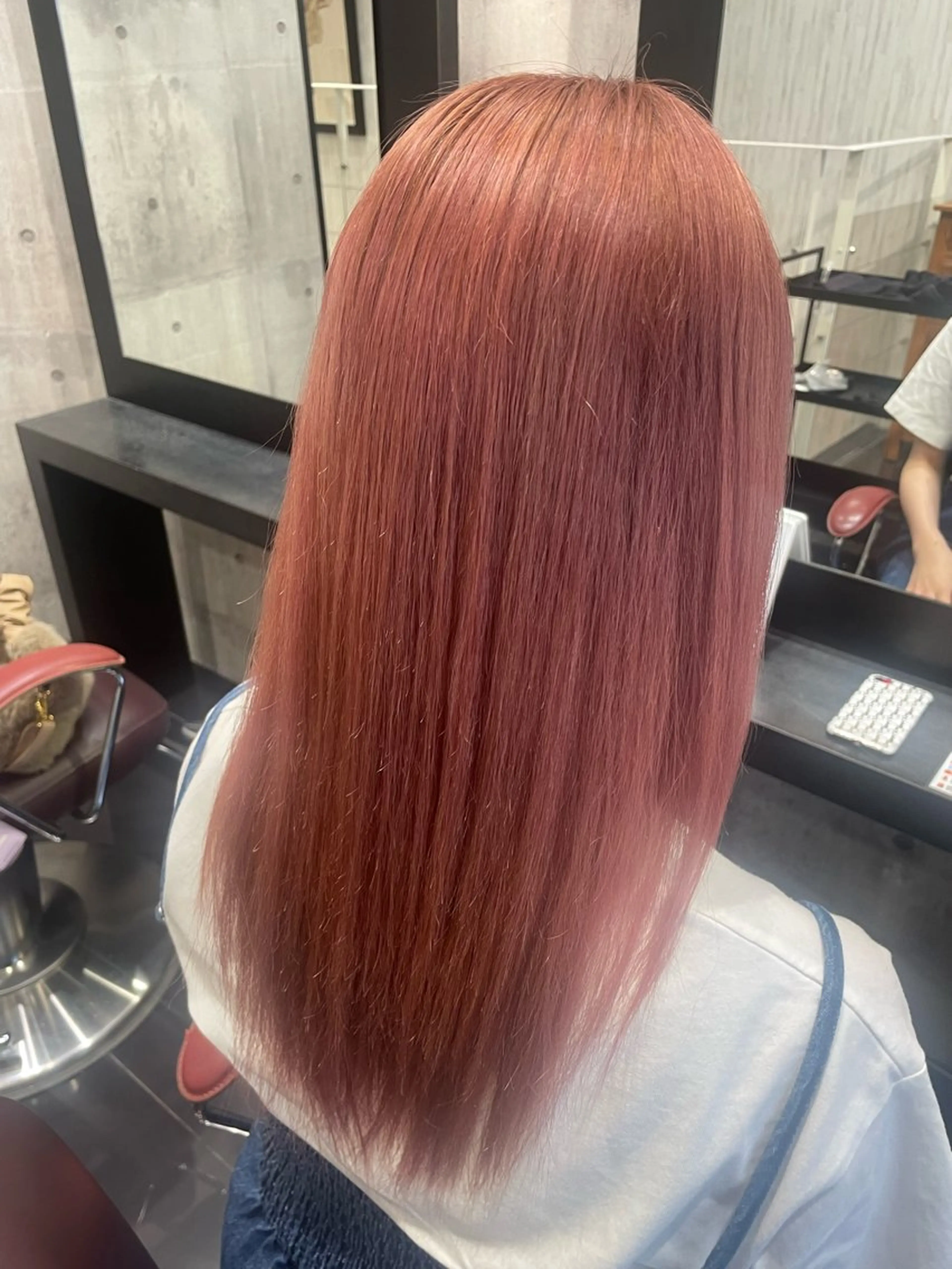 ロング カラー EARTH 山﨑龍馬のヘアスタイル