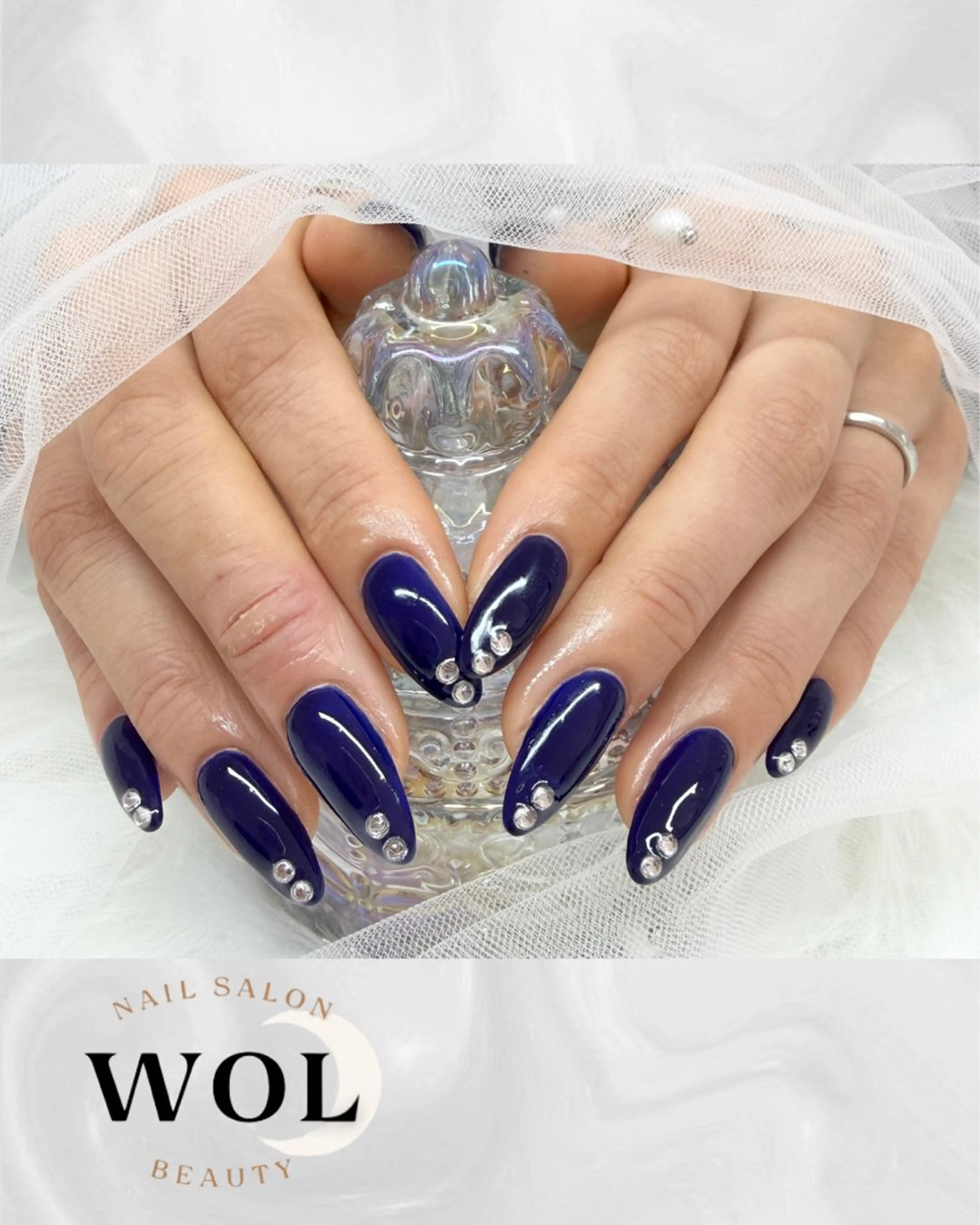 カラー ハンドネイル nailsalon🌙WOL所属・WOL🌙 momokoのネイルデザイン