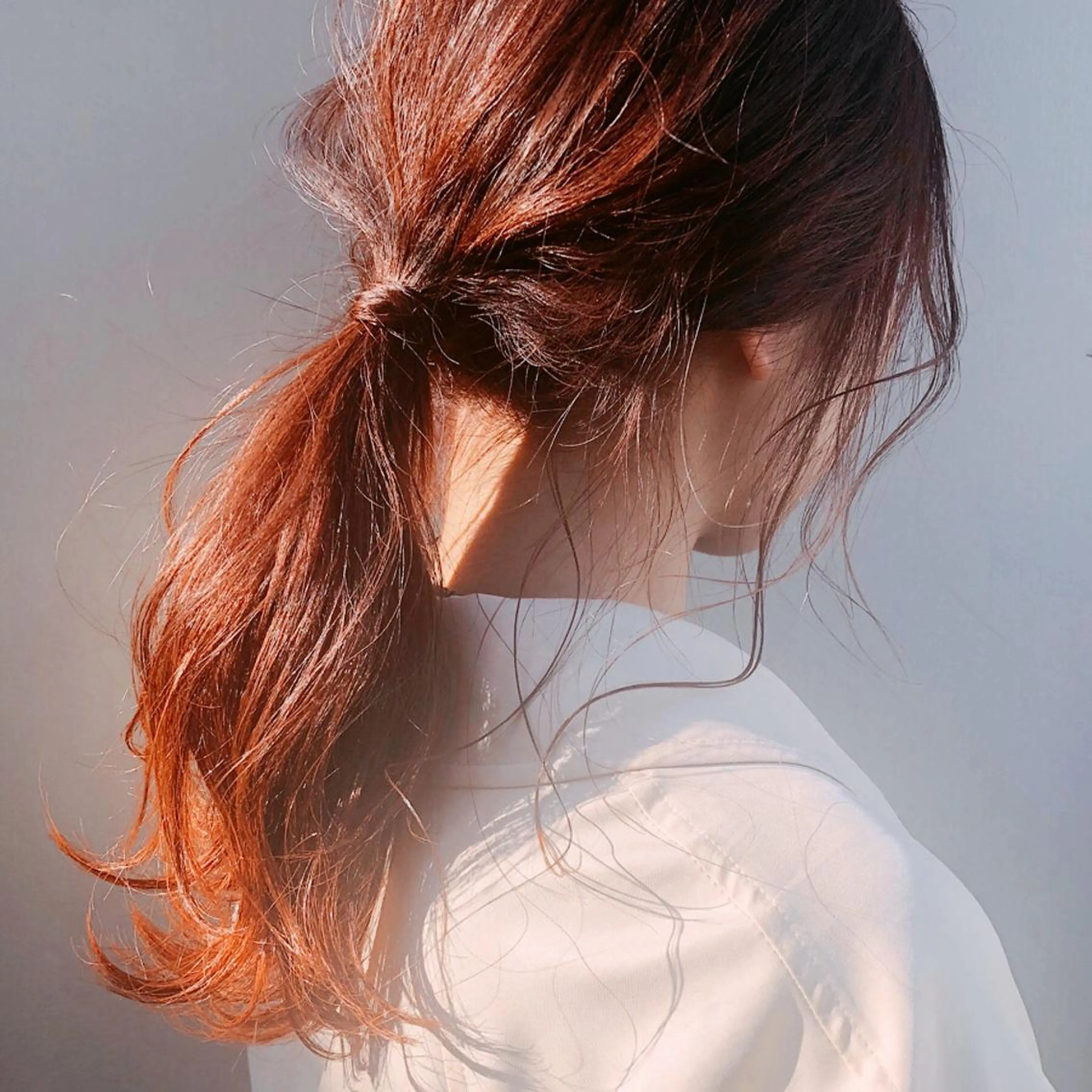 ミディアム カラー ケアブリーチ/ エクステ/レイヤーのヘアスタイル