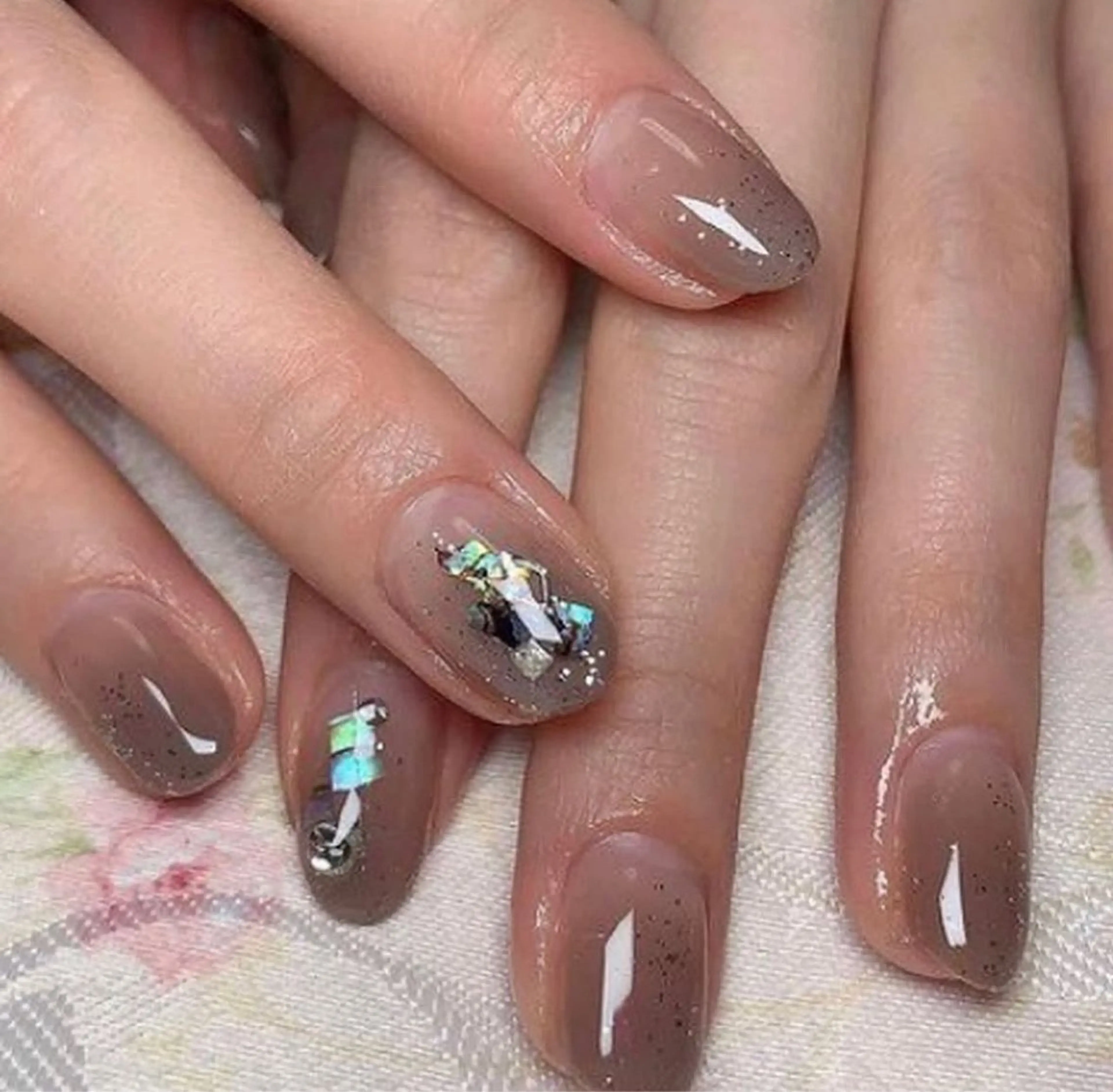 ネイル えくにゃん所属・AMAGASAKI LISAのネイルデザイン