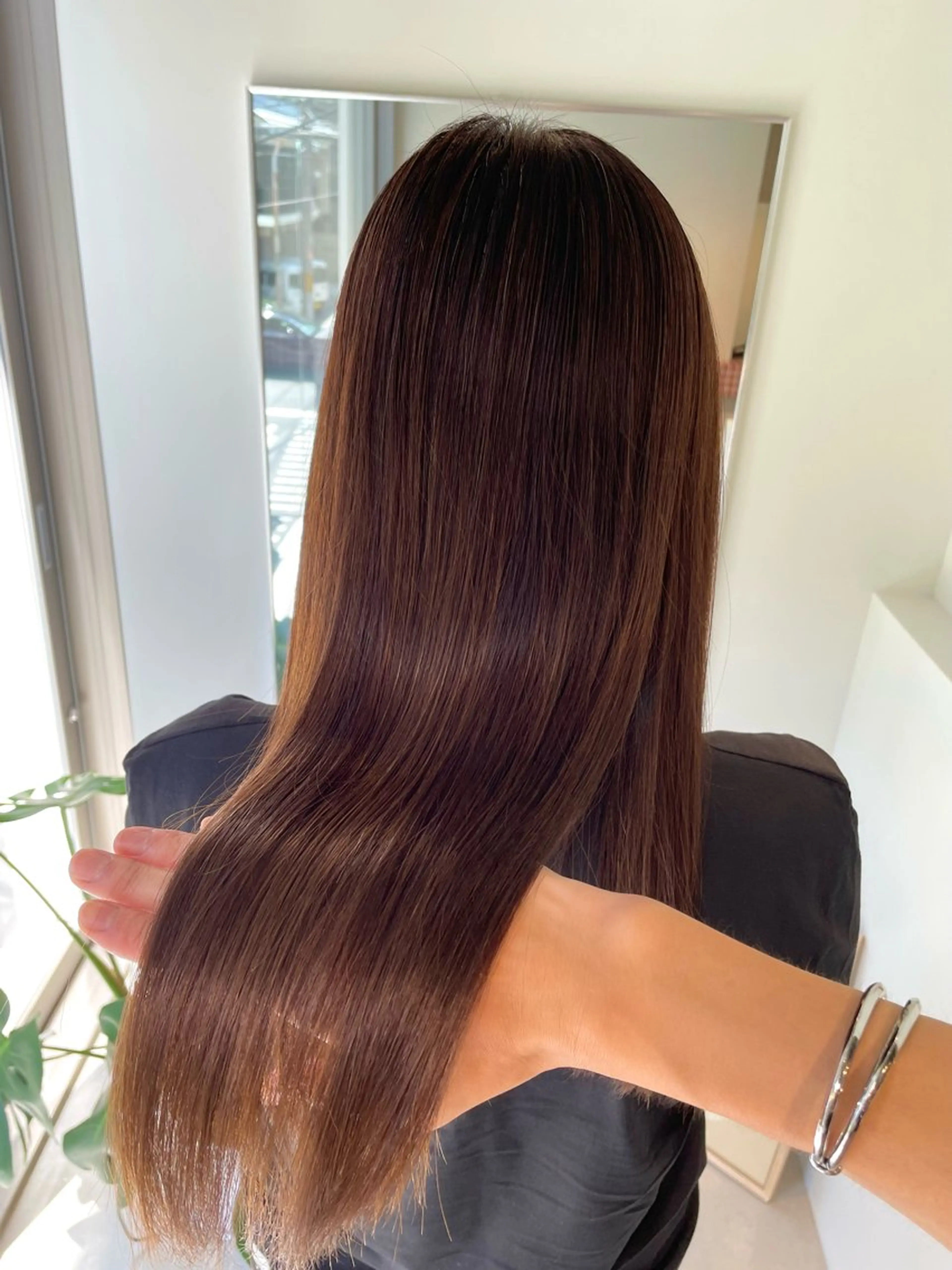 ロング パーマ アッシュ ボブ 髪質改善 レイヤーカット ロング eto所属・髪質改善スペシャリス ト長尾勇弥/梅田中津のヘアスタイル