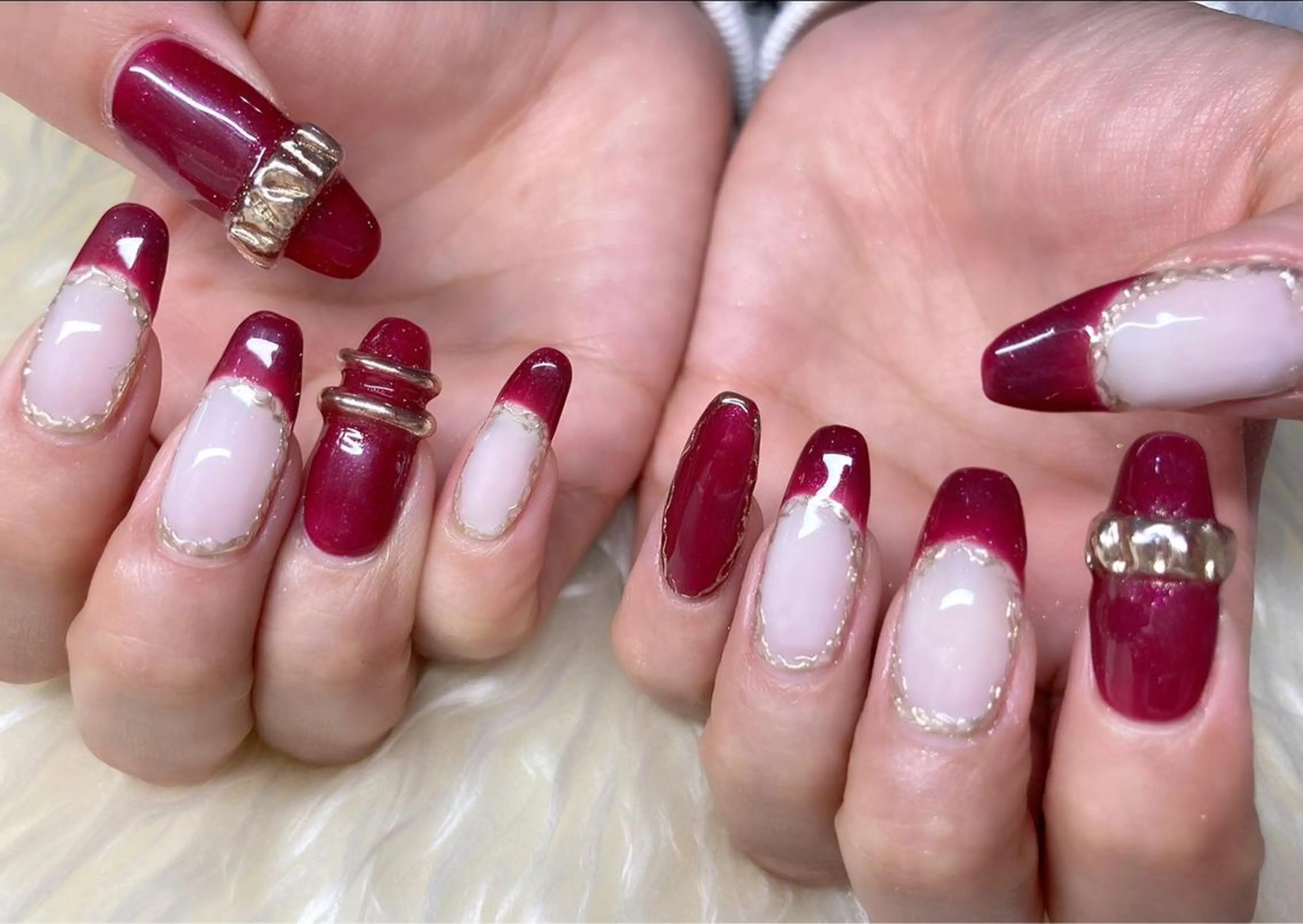 ネイル フレンチネイル ジェルネイル ミラーネイル パラジェル 冬ネイル ハンドネイル Nail&eye Belire 新宿のネイルデザイン