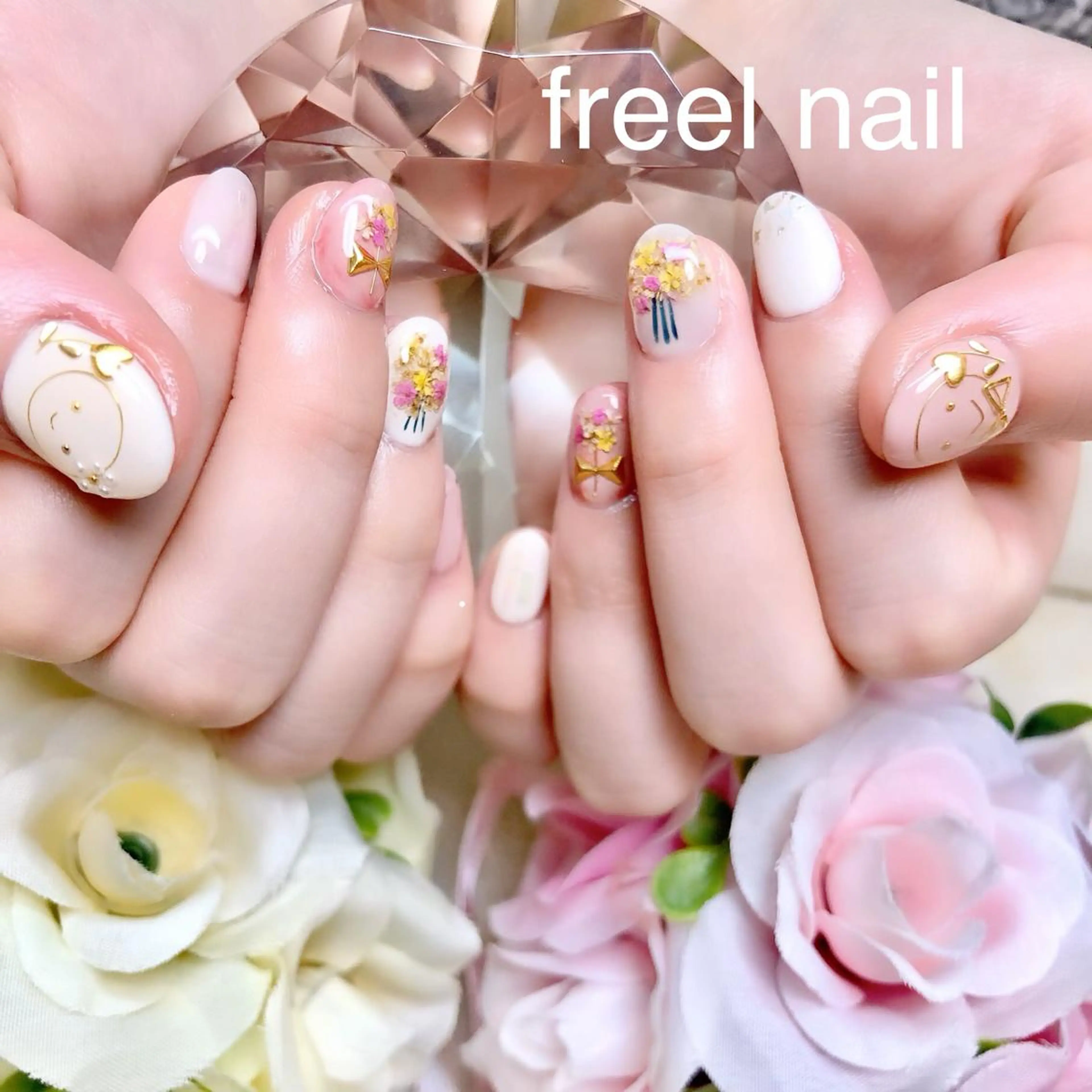 ネイル ハンドネイル freel Beautyのネイルデザイン