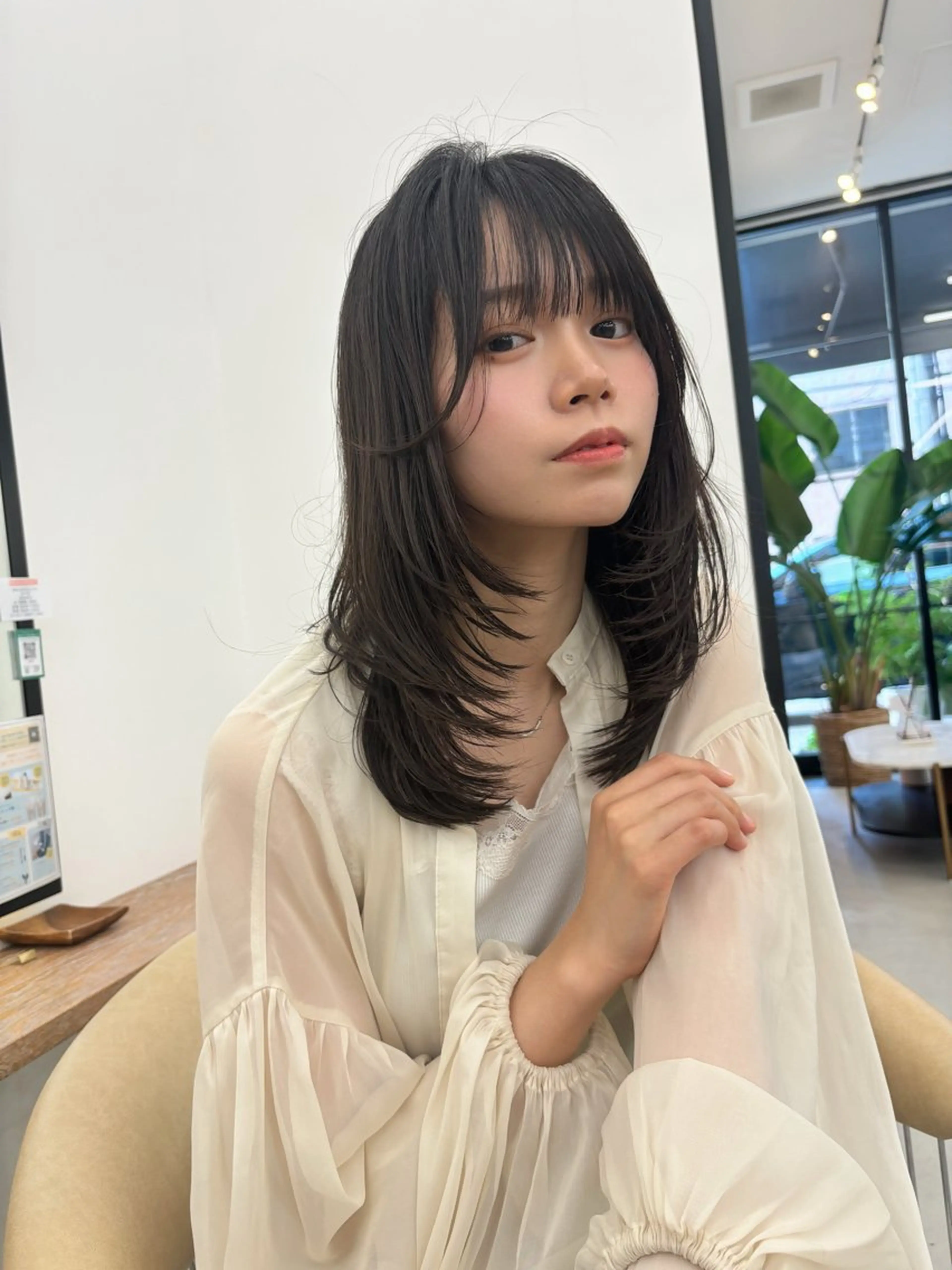 ミディアム 韓国風レイヤーカット 松葉翔のヘアスタイル