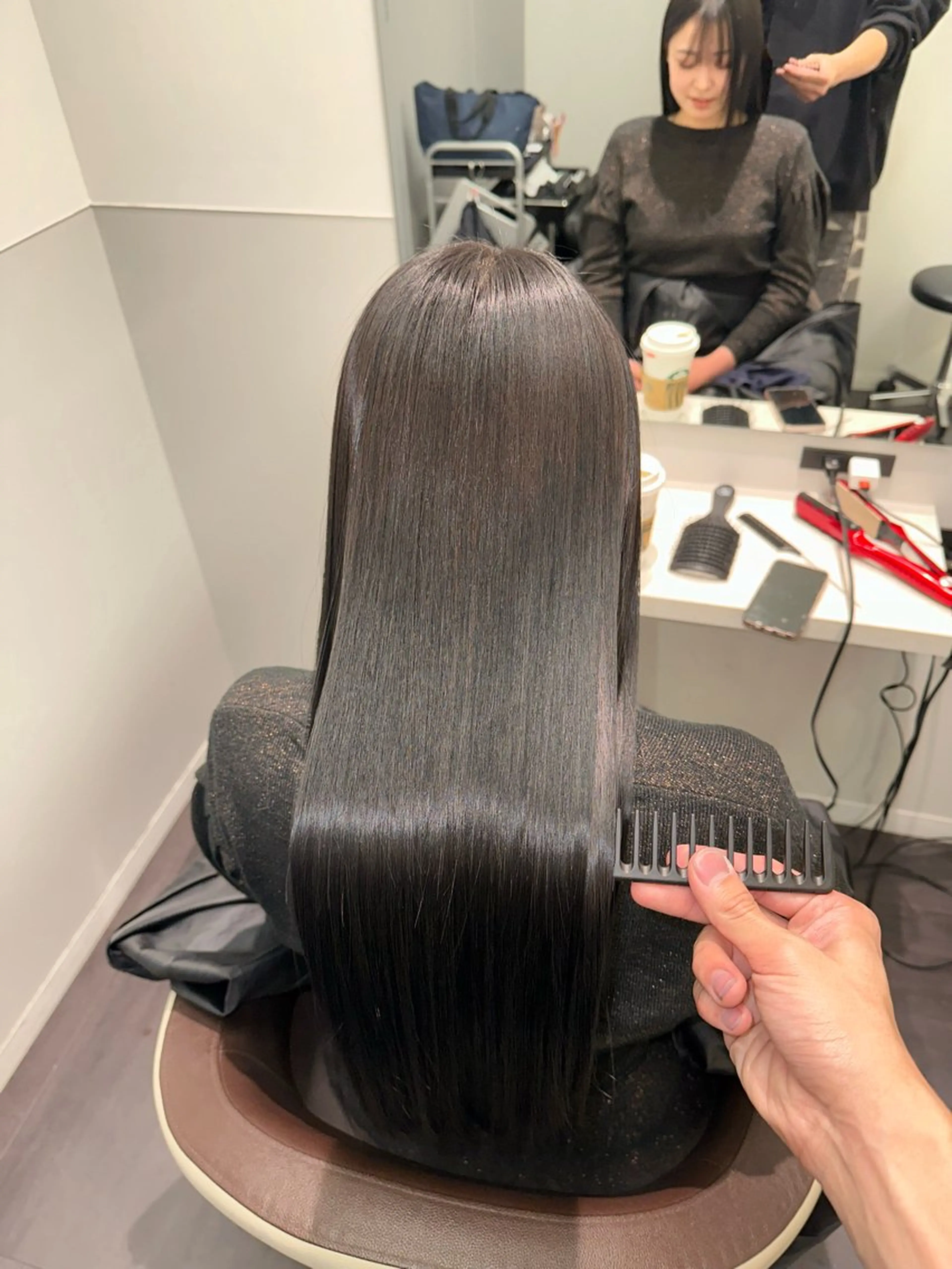 ロング Wisteria所属・美髪特化✨ 伊織✨縮毛矯正✨のヘアスタイル