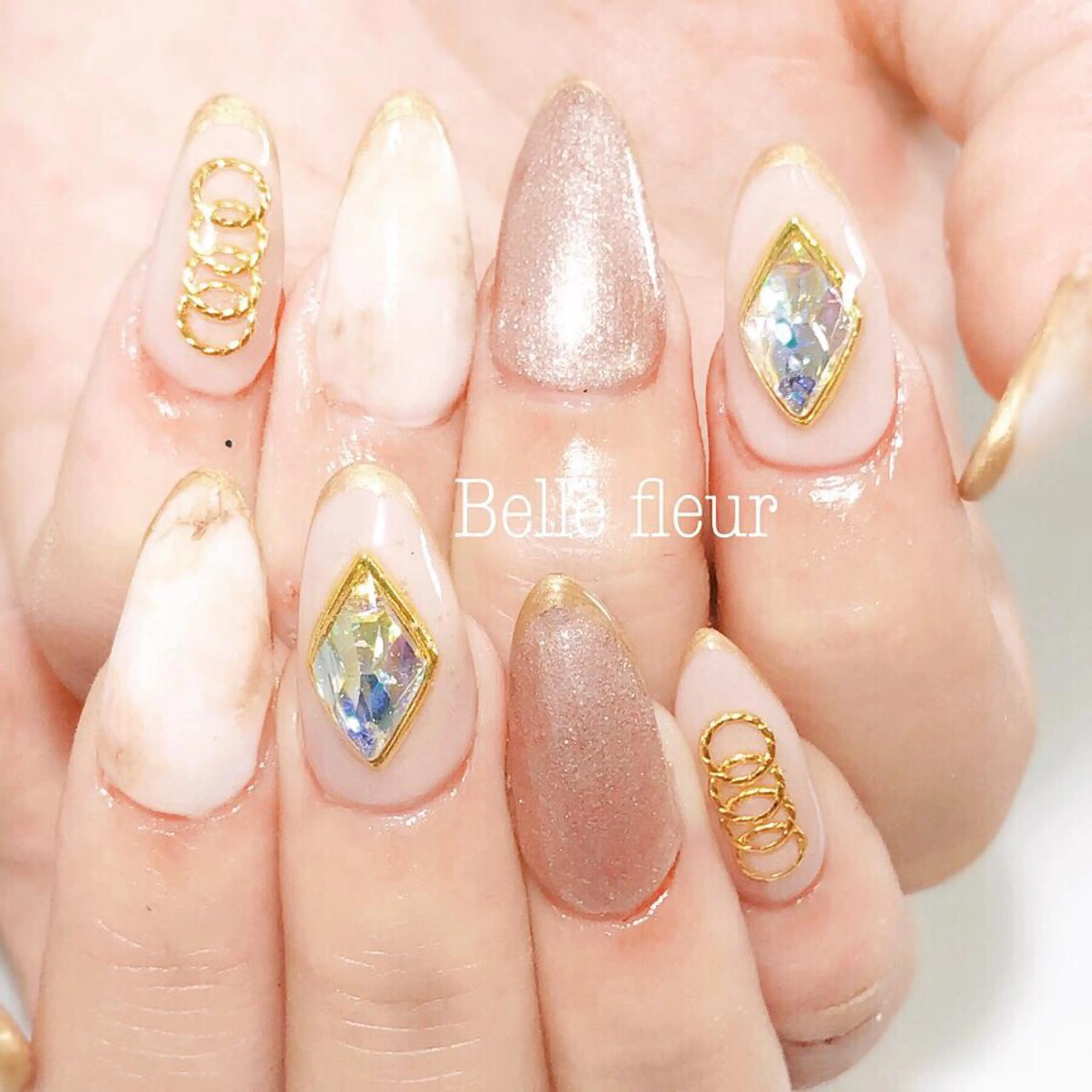 セミロング ネイル Belle fleurのネイルデザイン