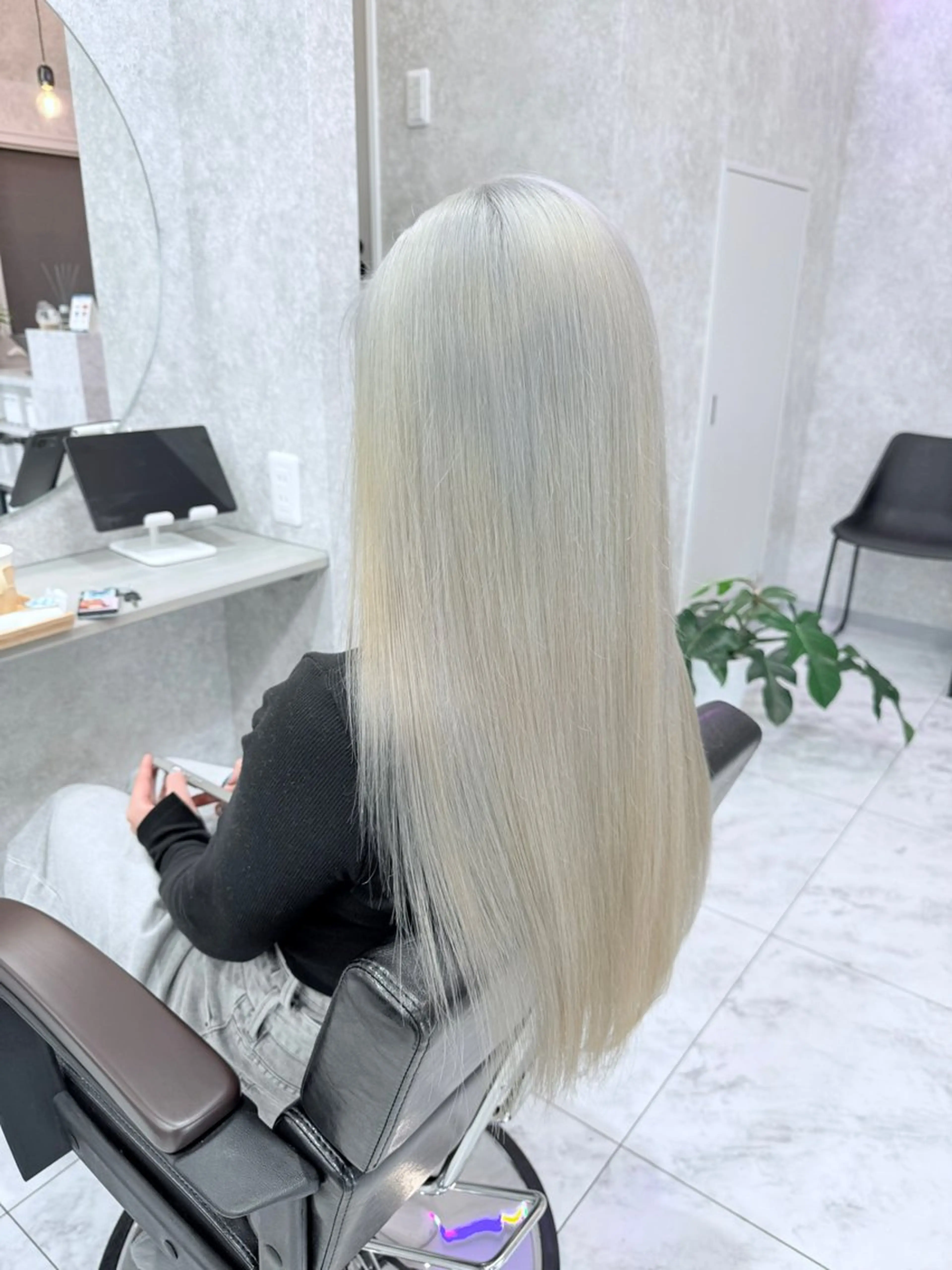 ロング カラー 🌺ハイトーン🌺 矢葺 なぎさ🌺🌺のヘアスタイル