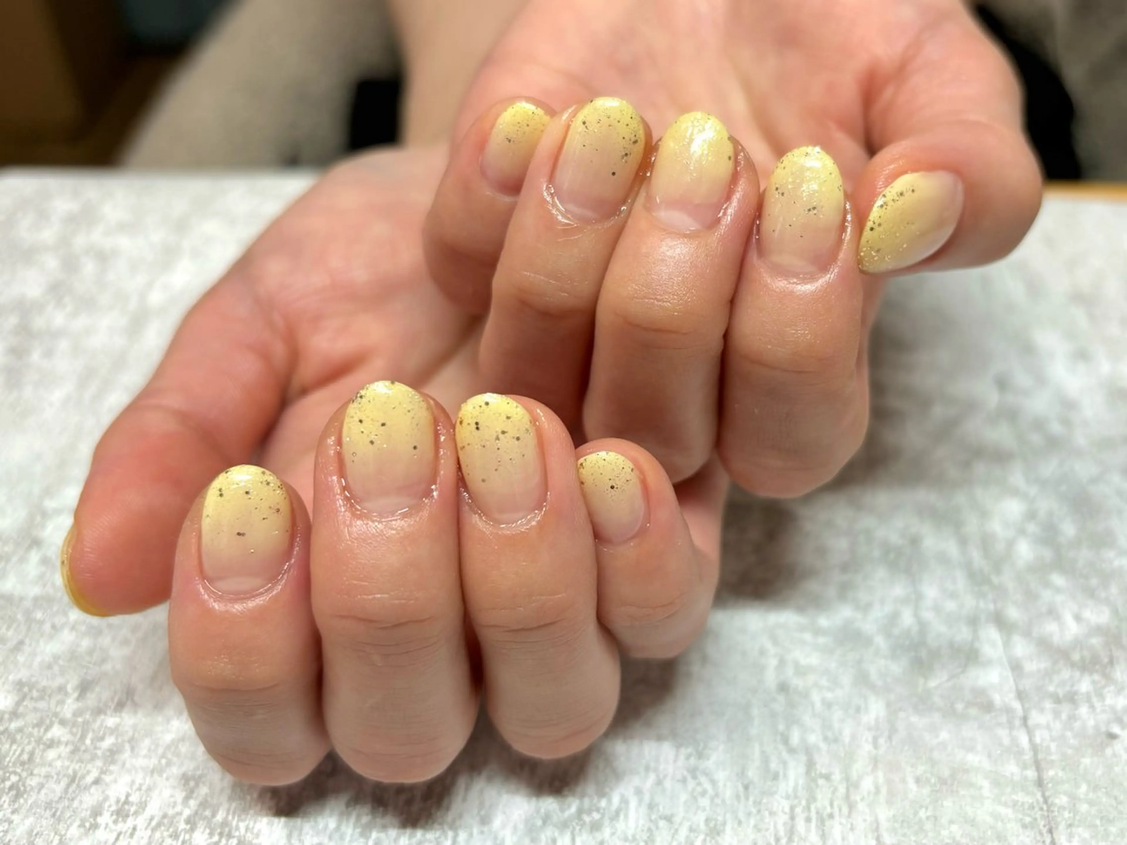 ネイル グラデーション atelier plutoのネイルデザイン