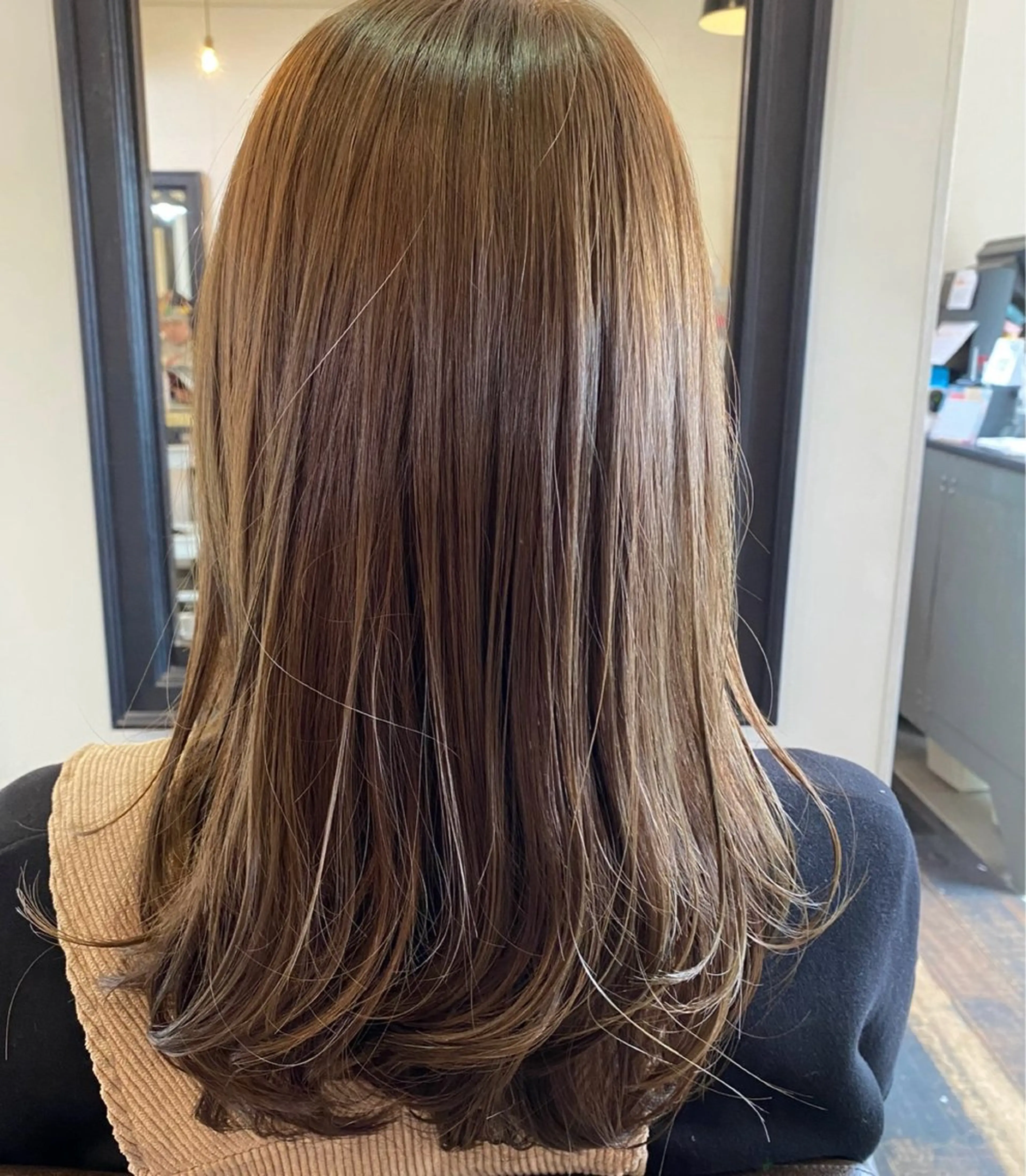 ロング パーマ カット ヘアカラー パーマ 縮毛矯正 トリートメント 🪞パーマ🐾 ストカール🌷川原のヘアスタイル