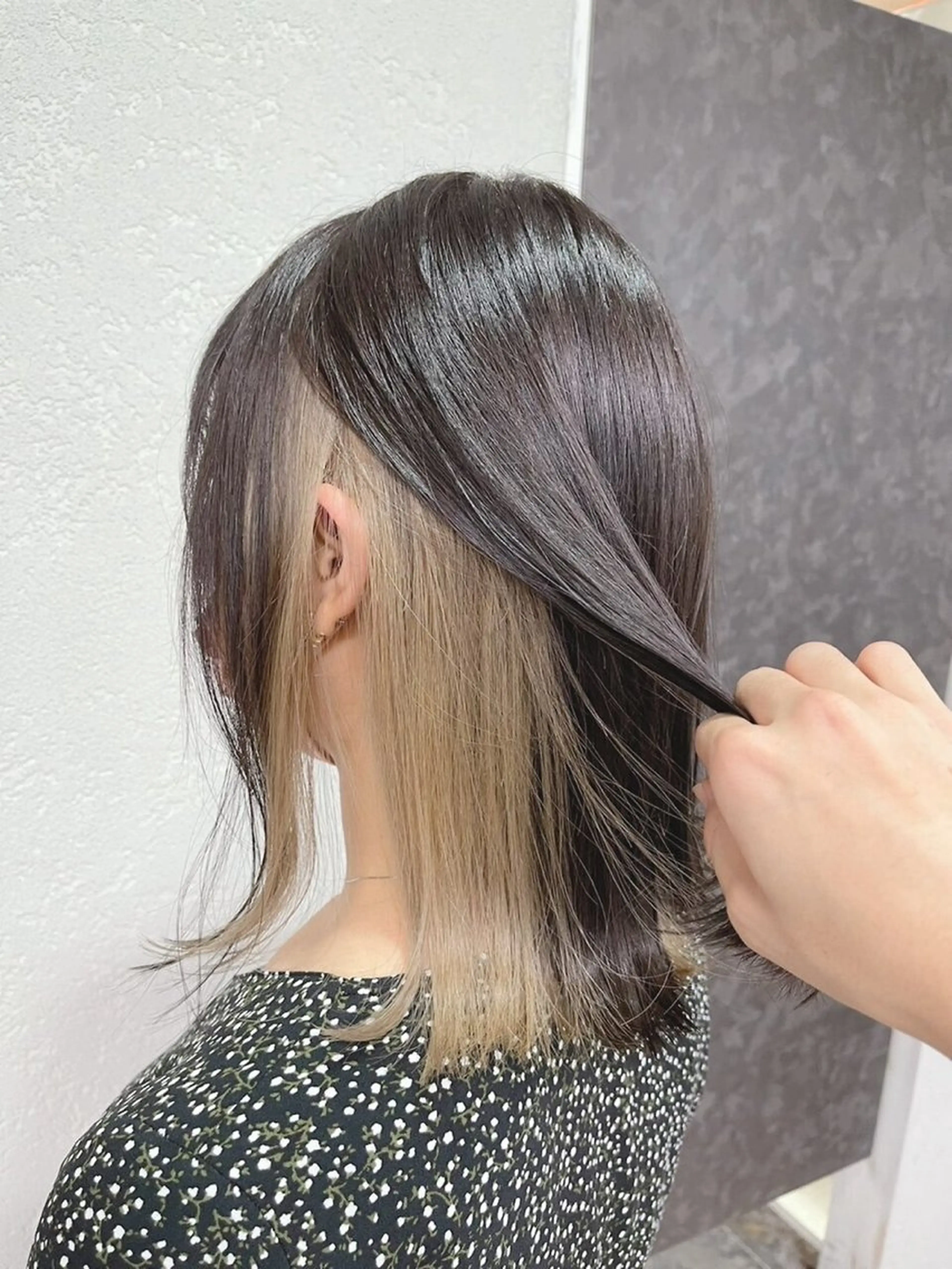 セミロング ヘアカラー トリートメント 🔥ブリーチカラー 槙川のヘアスタイル