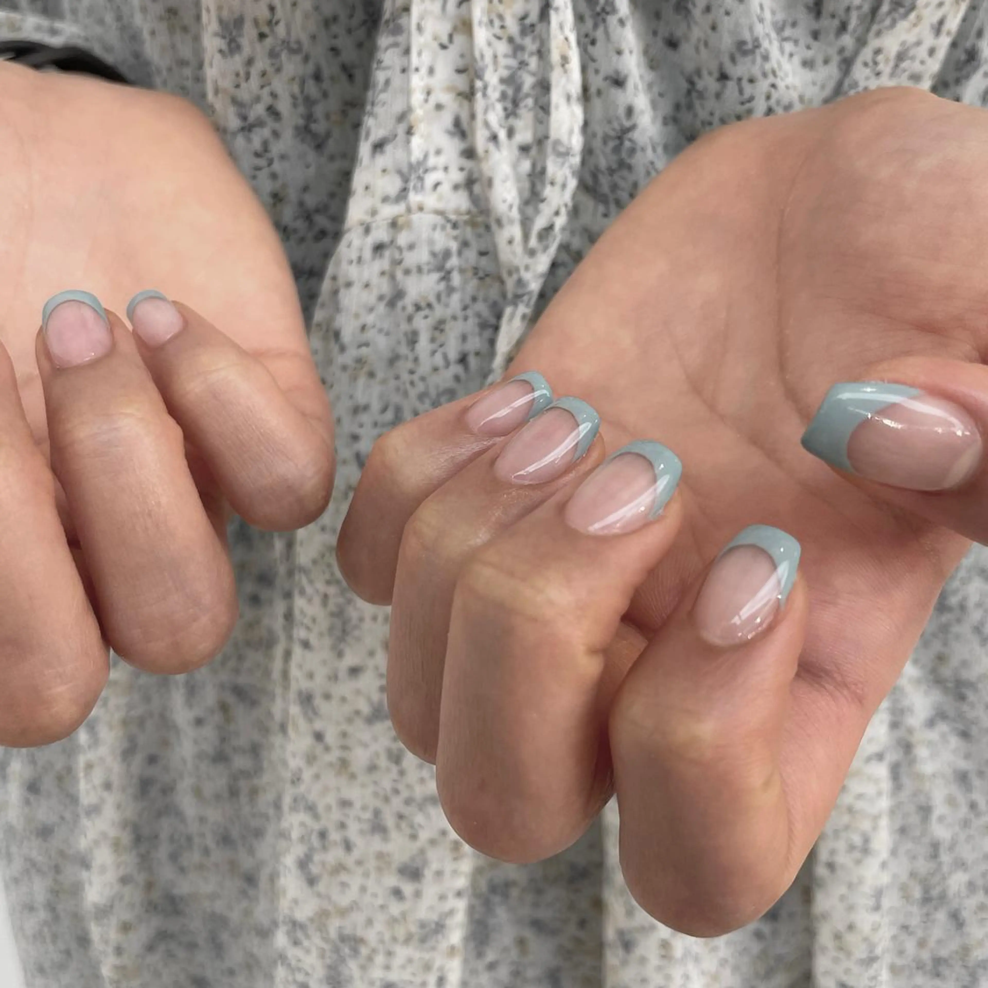 ネイル ブルー フレンチネイル mignon by CHERIM A.tのマツエク・マツパデザイン