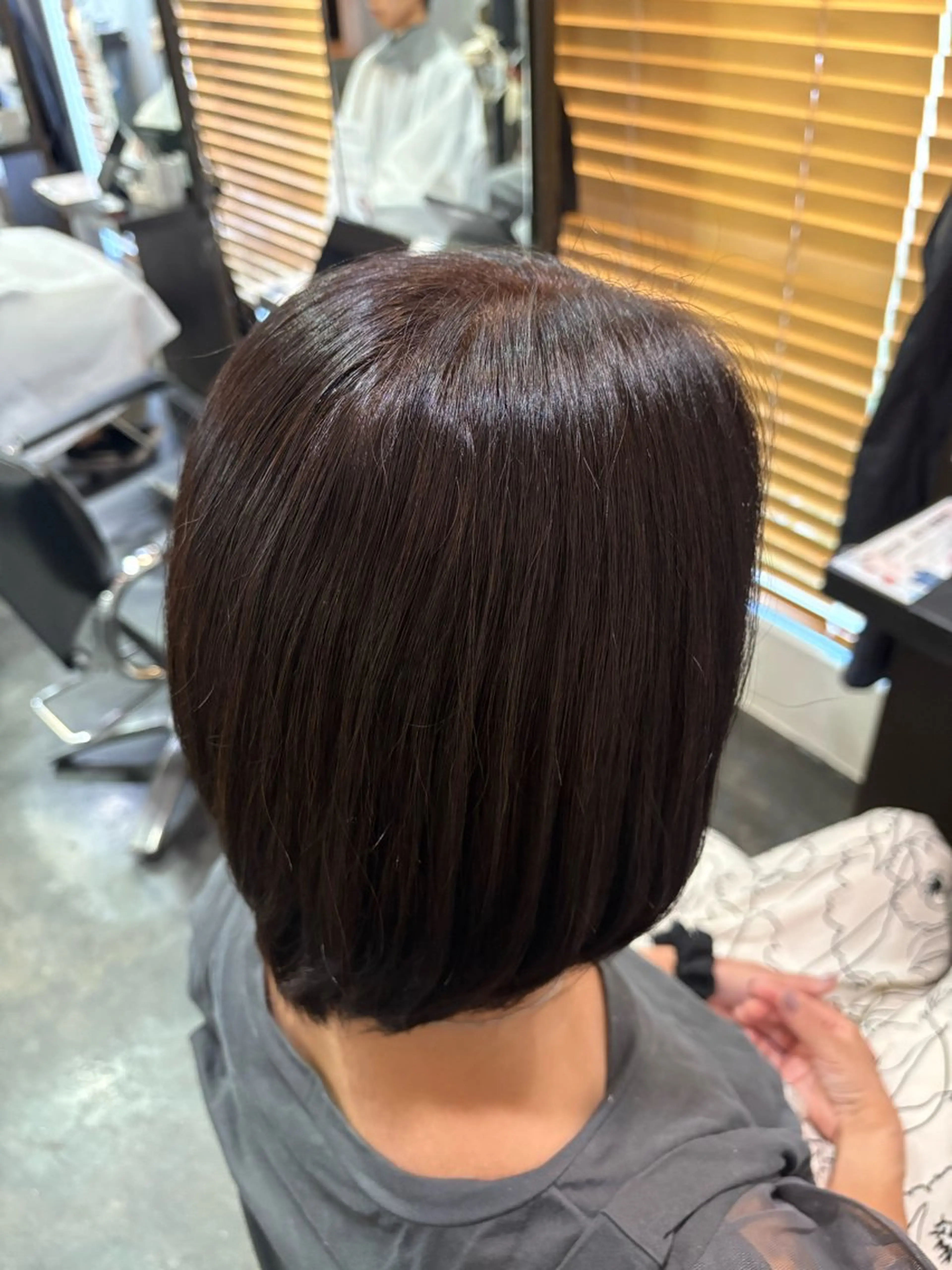 ショート カラー ラベンダーカラー ピンクカラー ピンクラベンダー 奥山 和奏のヘアスタイル