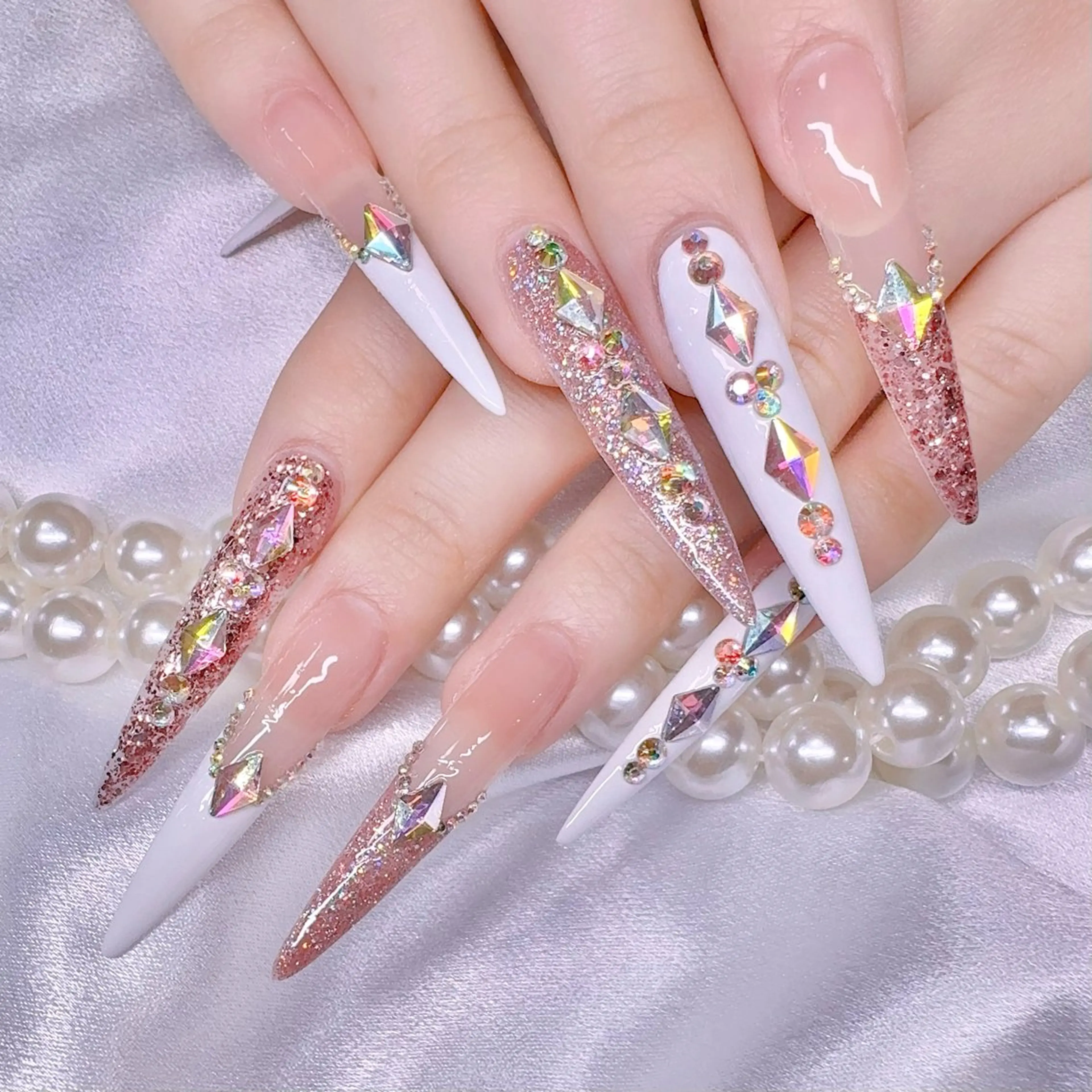 ネイル ハンドネイル ハンドケア minami ネイルのネイルデザイン