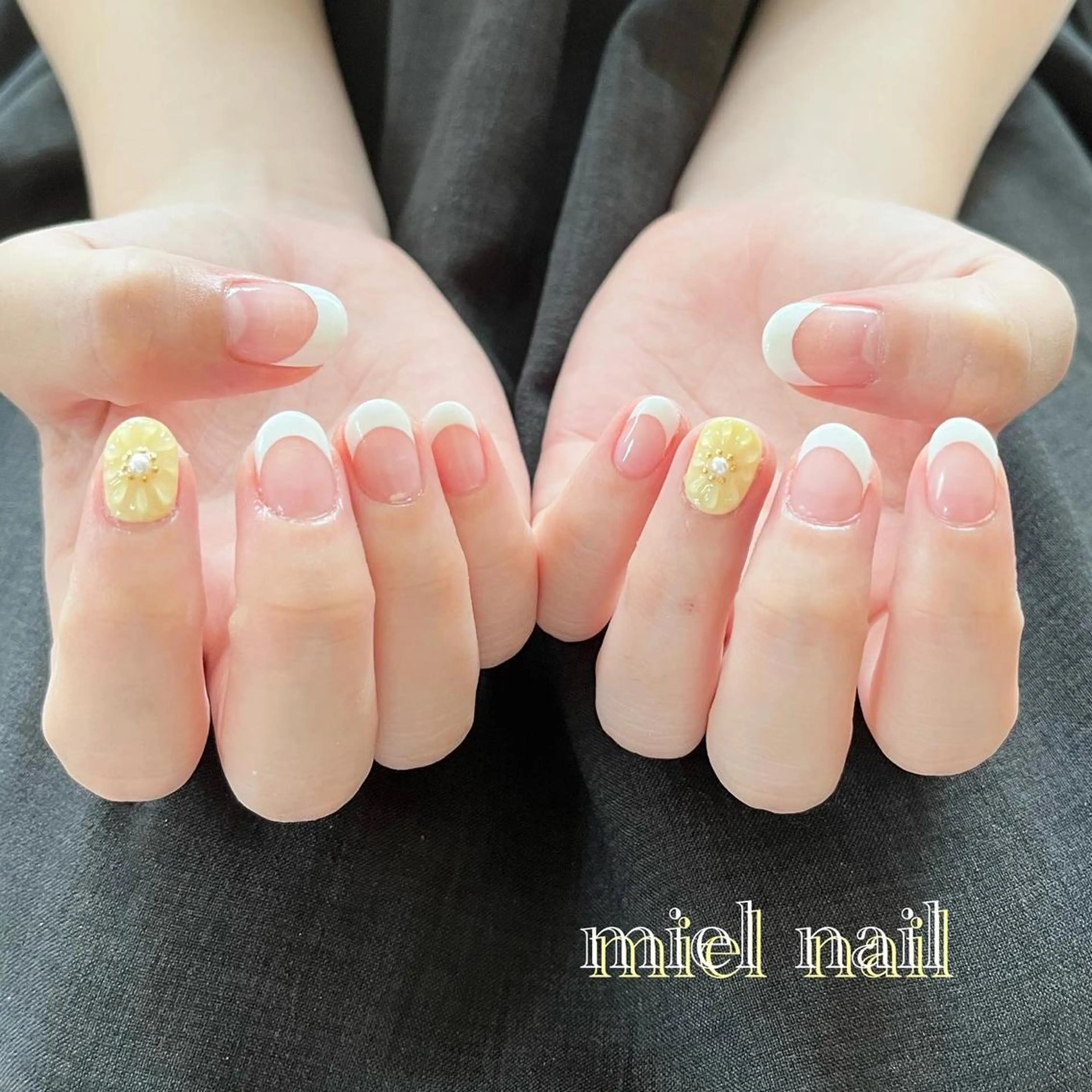 ネイル アートネイル フレンチネイル ジェルネイル miel nailのネイルデザイン