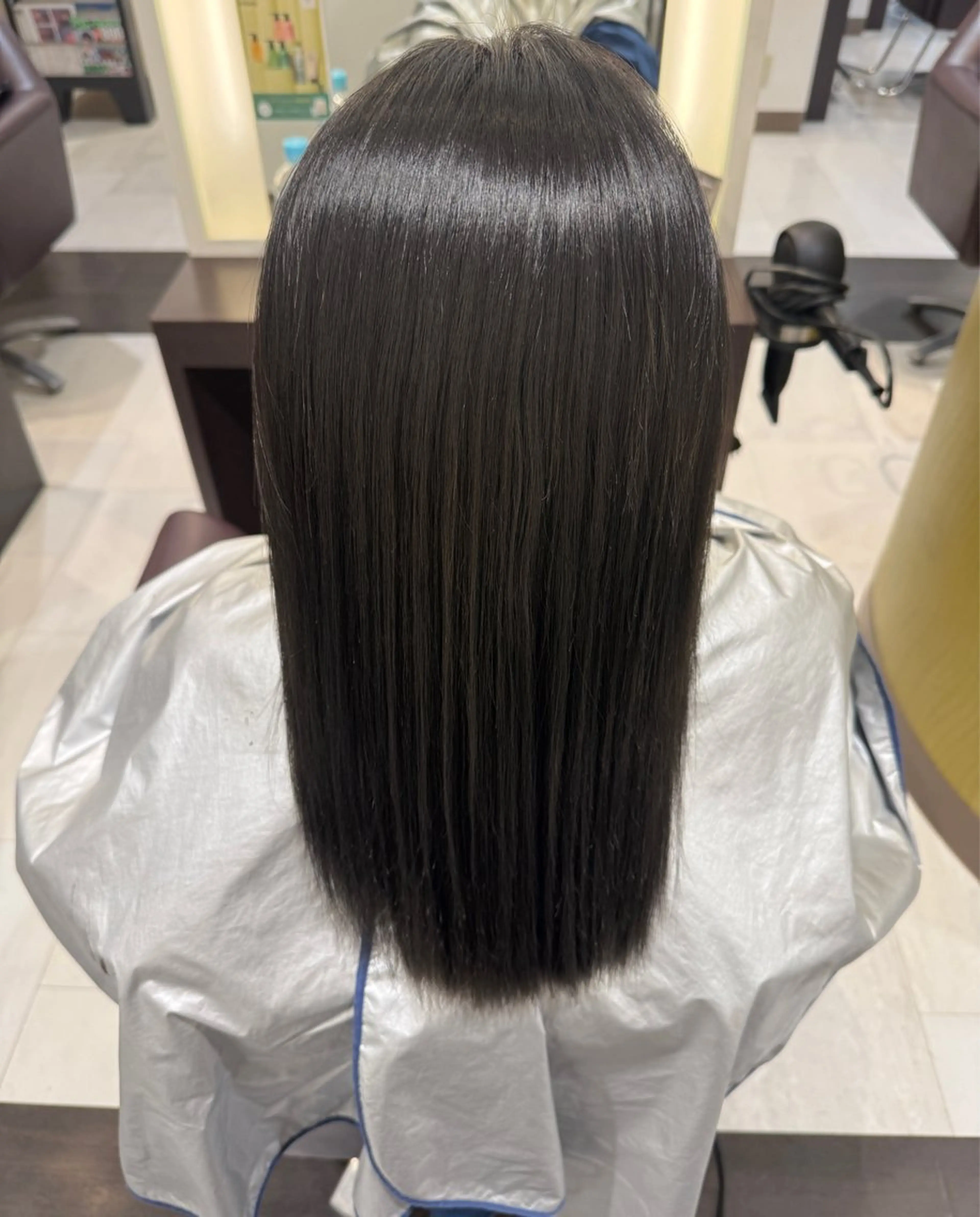 カラー 中村 悠のヘアスタイル