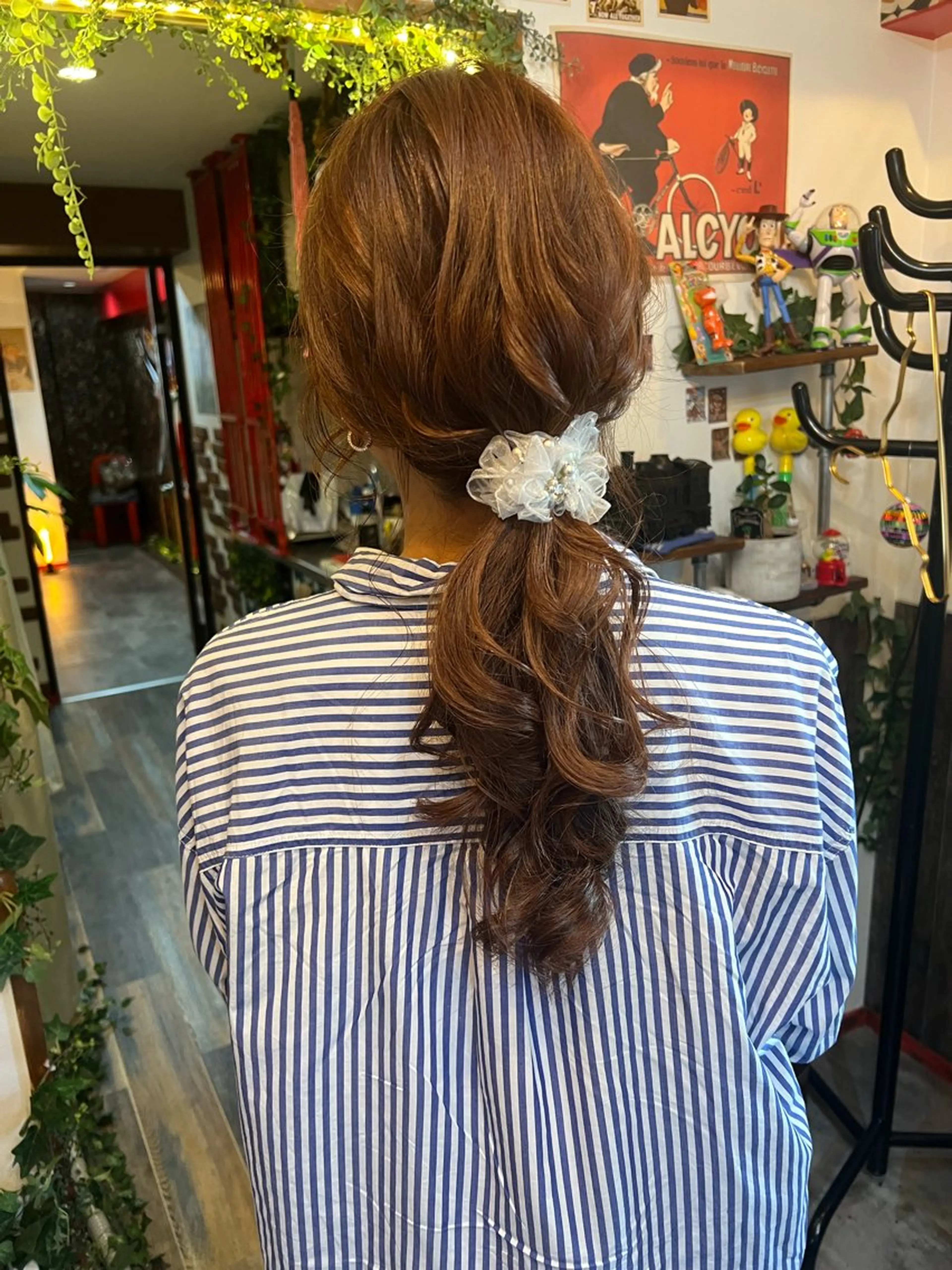 セミロング カラー ヘアアレンジ ブラウンカラー ピンクカラー ピンクブラウン ヘアカラー トリートメント カラーパティシエ facce🌼ikoのヘアスタイル