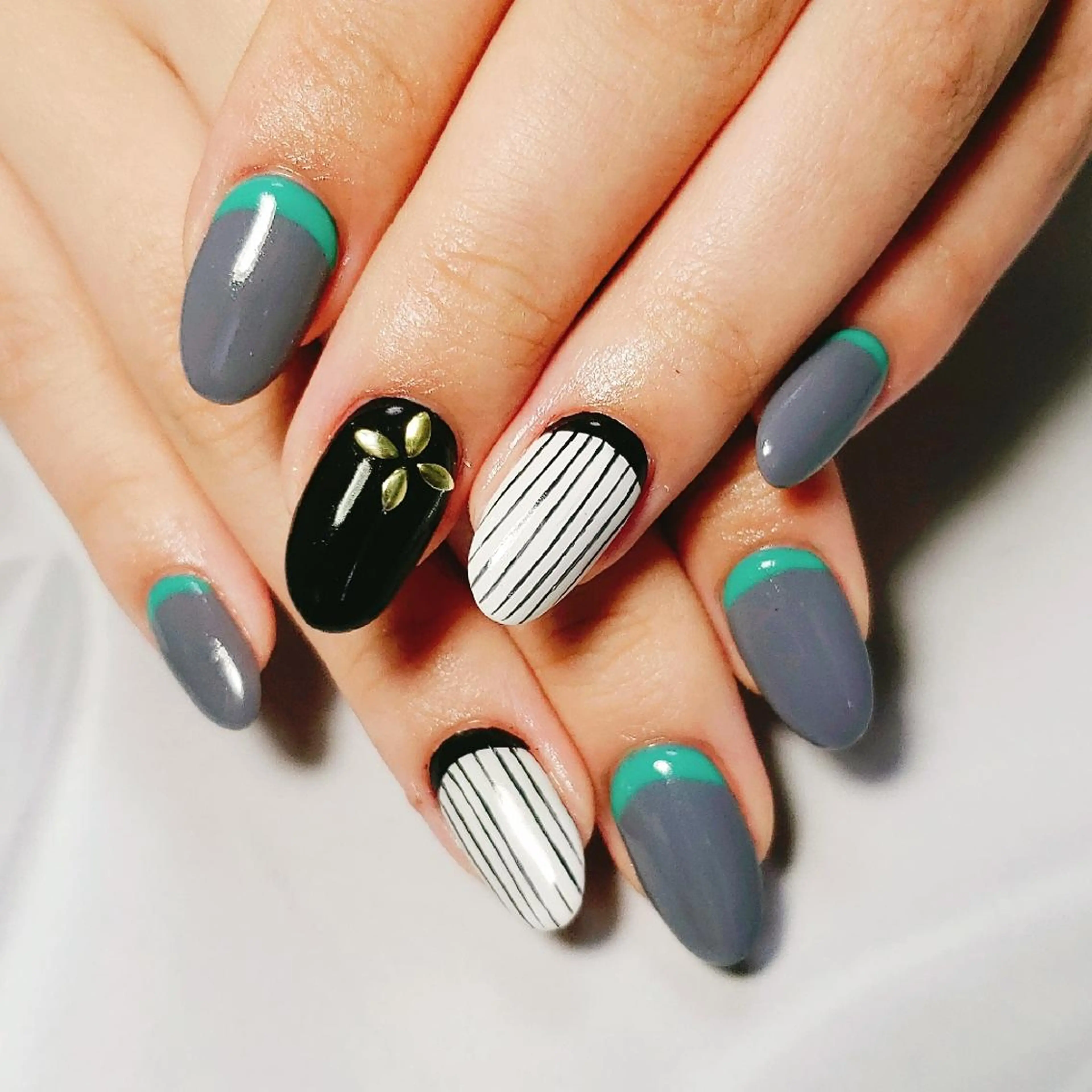 ネイル ビジュード ネイルのネイルデザイン