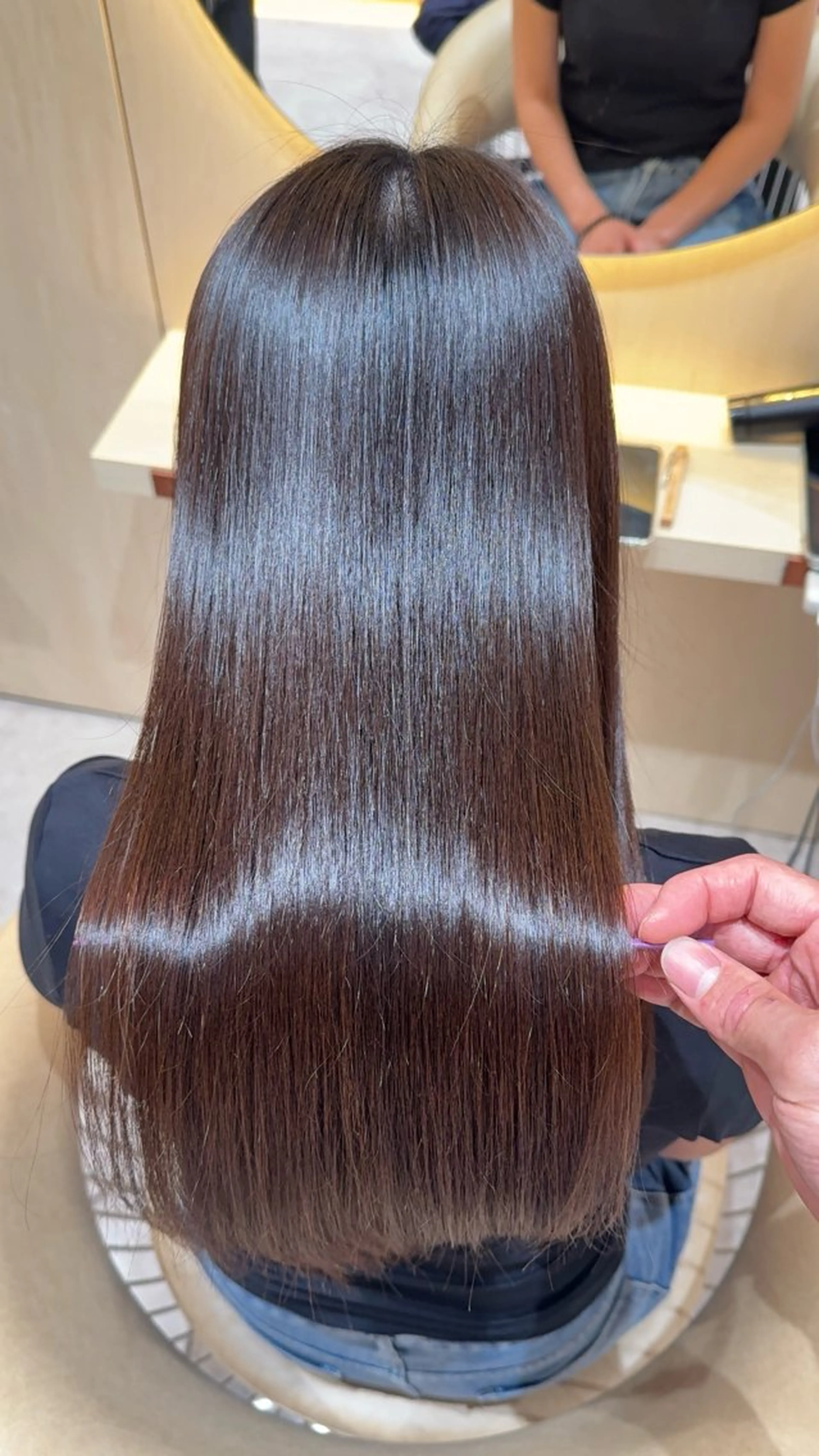 ロング カラー カット ヘアカラー 縮毛矯正 レイヤー❣️縮毛矯正 川村利幸のヘアスタイル