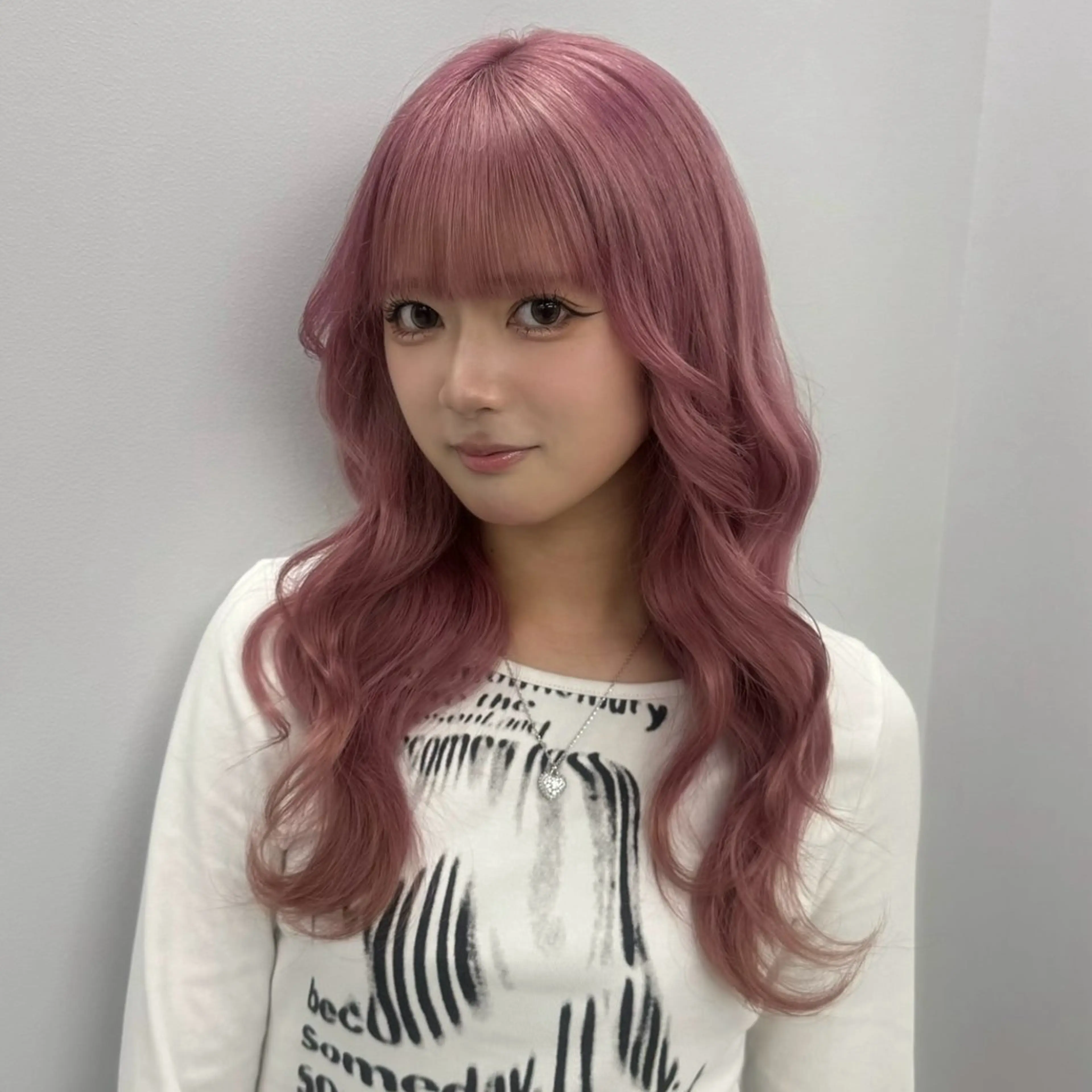 セミロング ヘアカラー 透明感ハイトーン🫧 Kalin🐈⬛のヘアスタイル