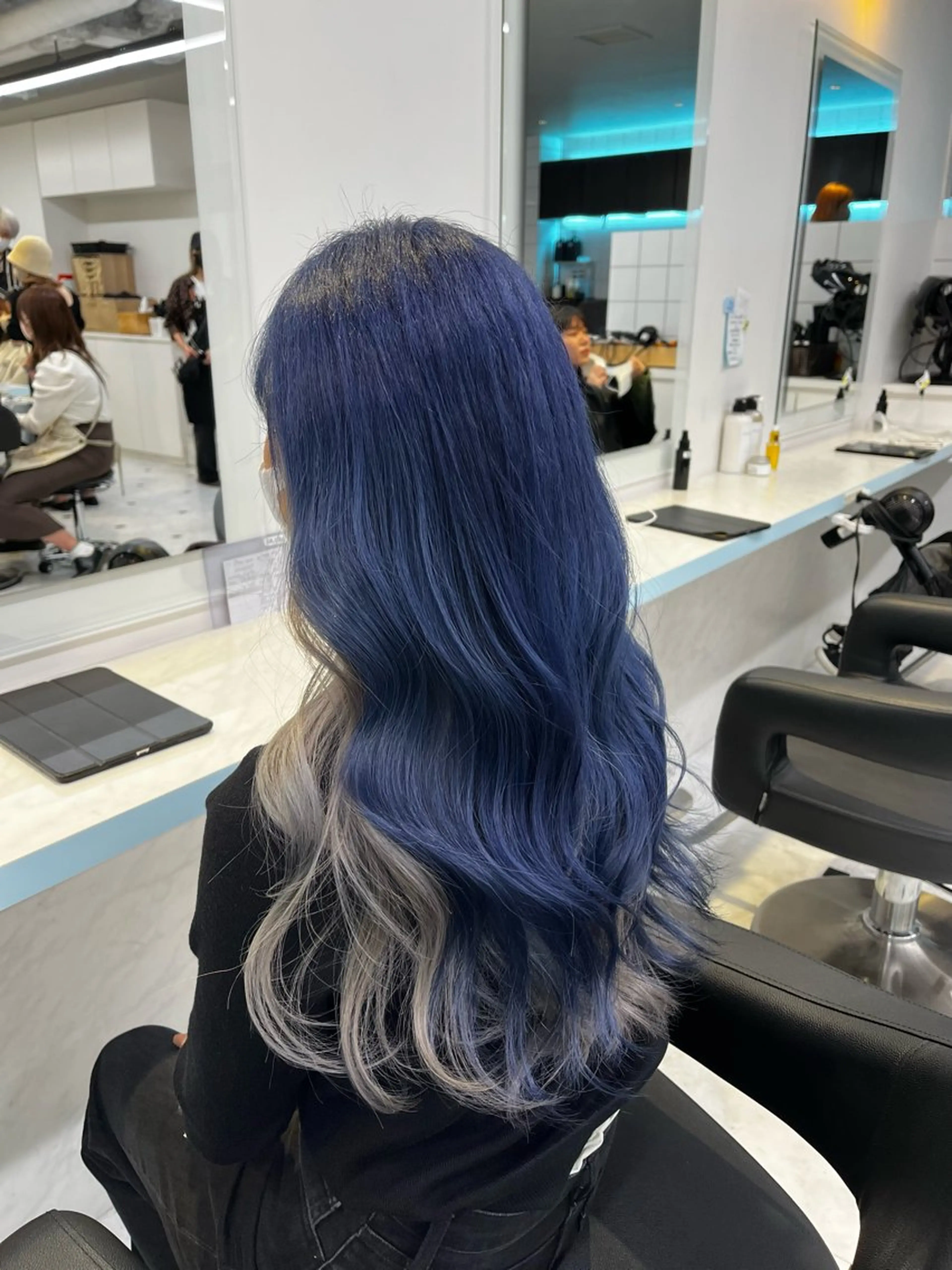 ロング カラー ヘアカラー トリートメント ブリーチカラー 🩵MIZUKIのヘアスタイル