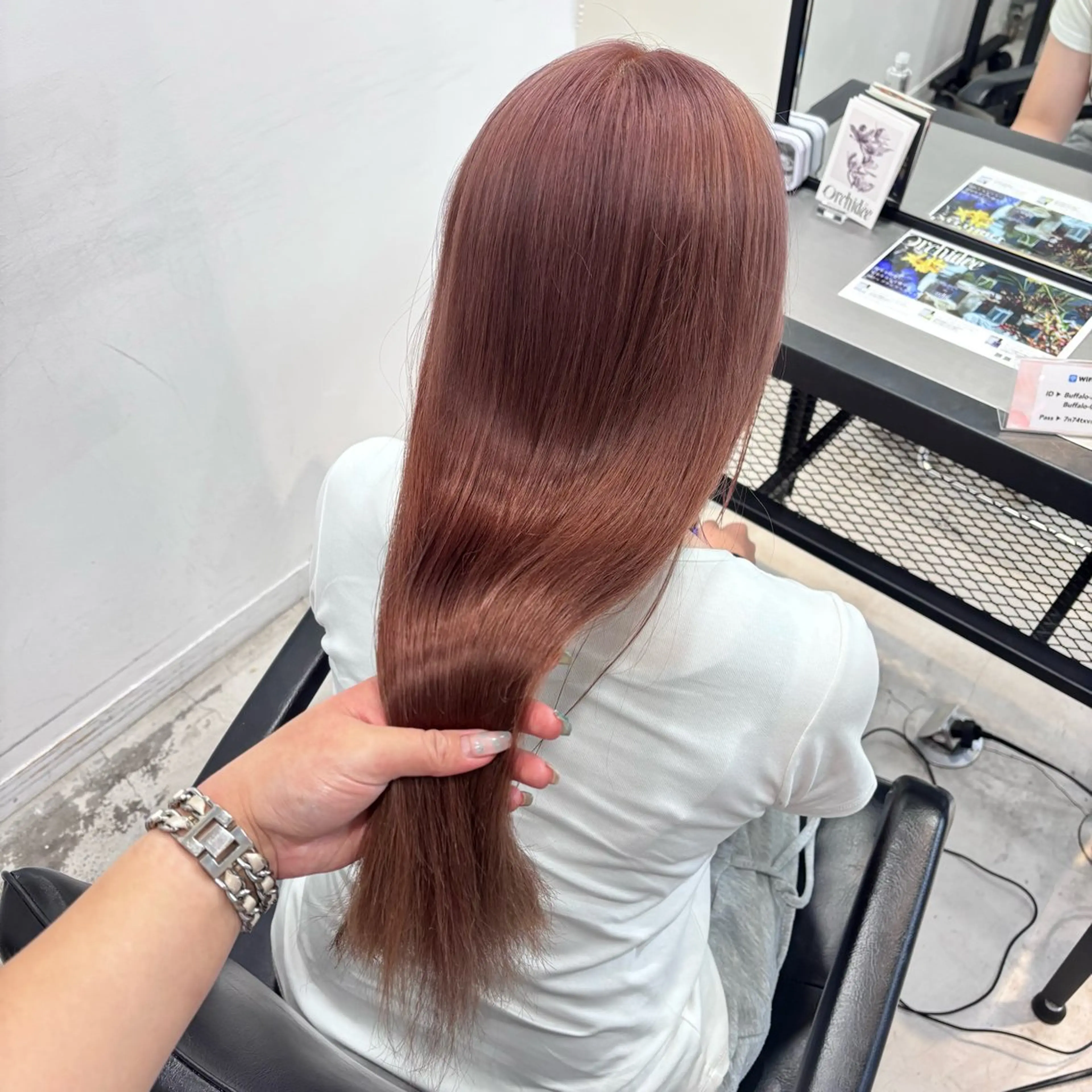 ミディアム カラー ヘアアレンジ ヘアカラー トリートメント 🥀モテ暖色× エクステ🥀あかりのヘアスタイル