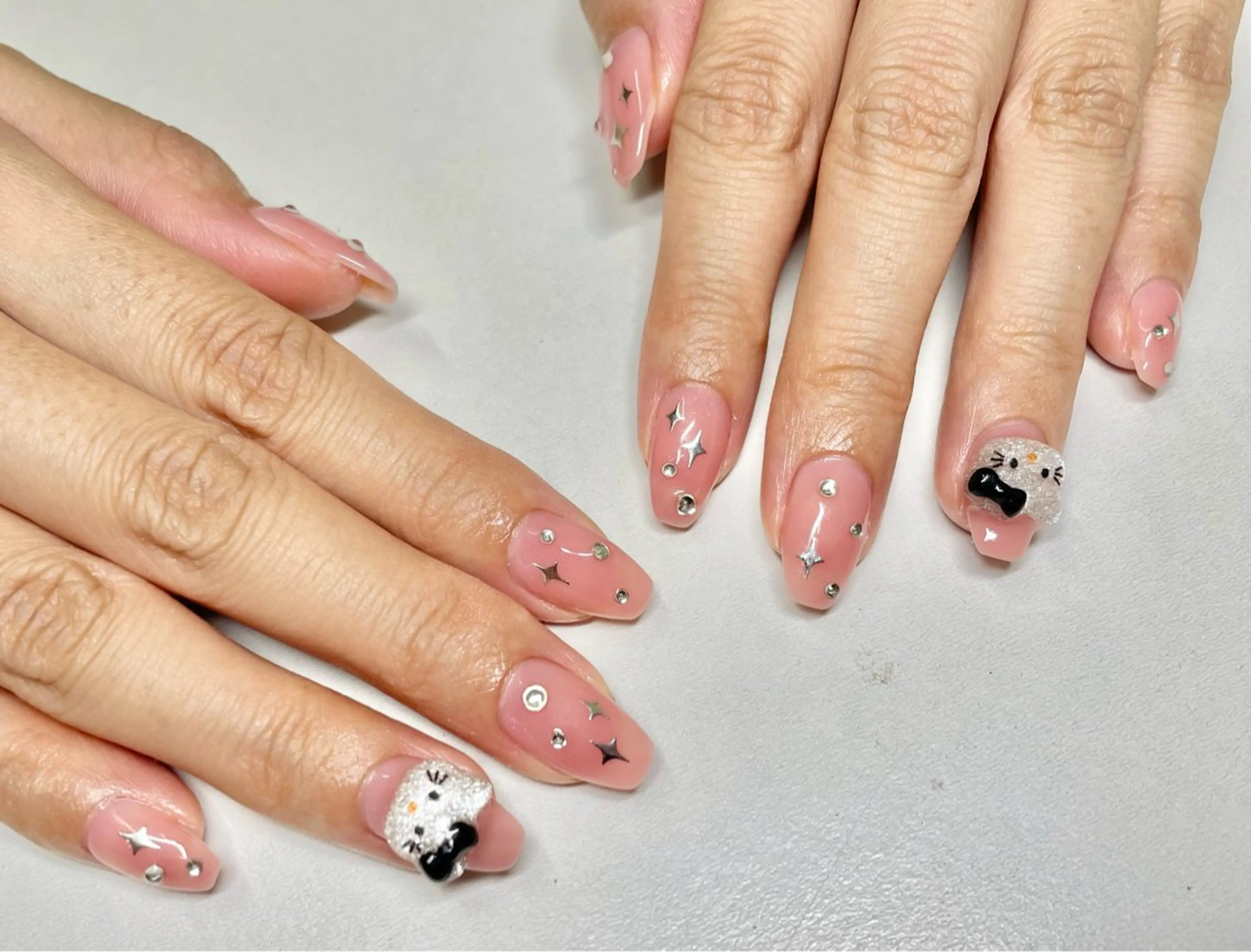 ネイル FILL nail古河店所属・FILL nail SHIORIのネイルデザイン