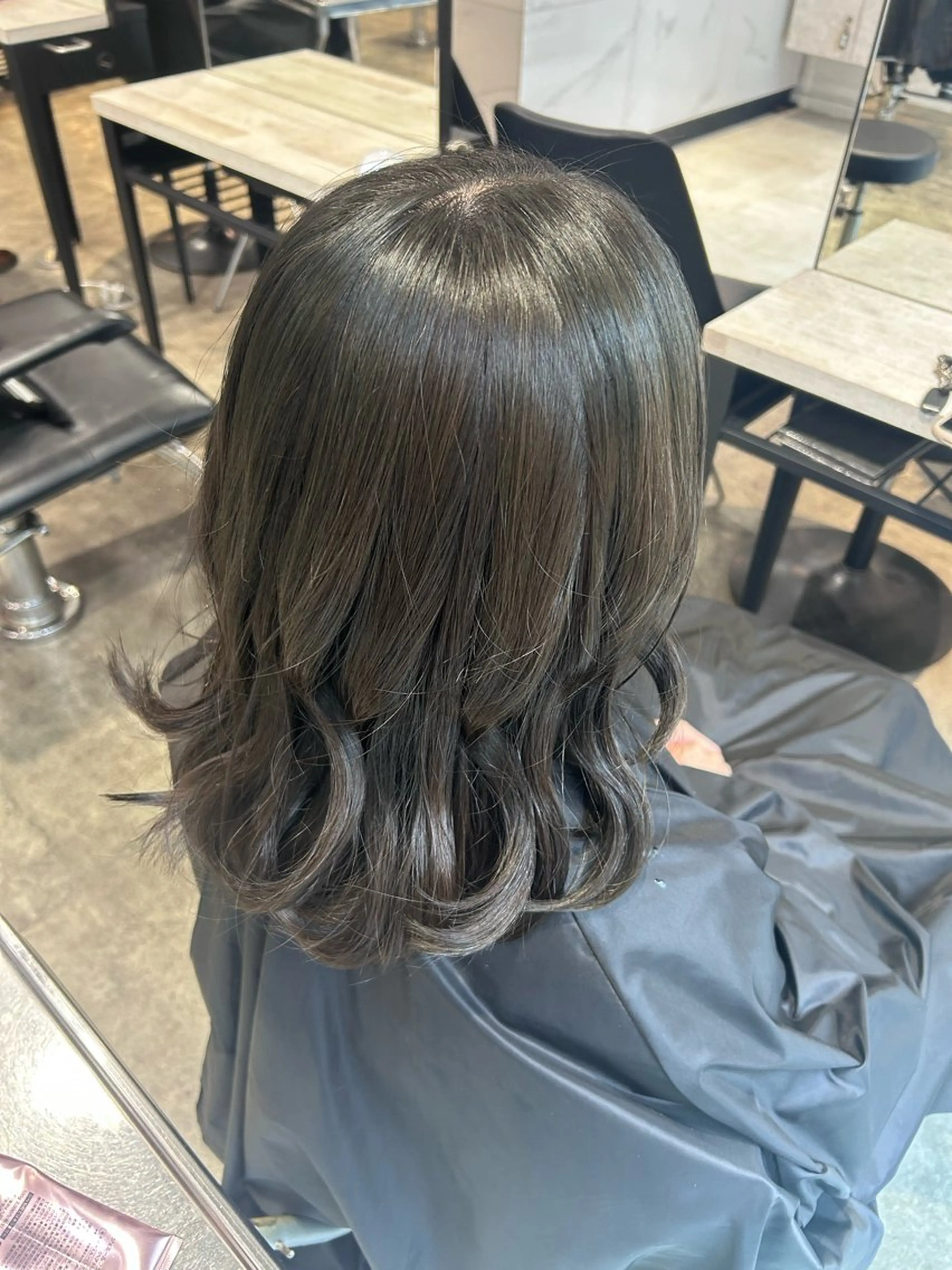 ミディアム 横手 あみのヘアスタイル