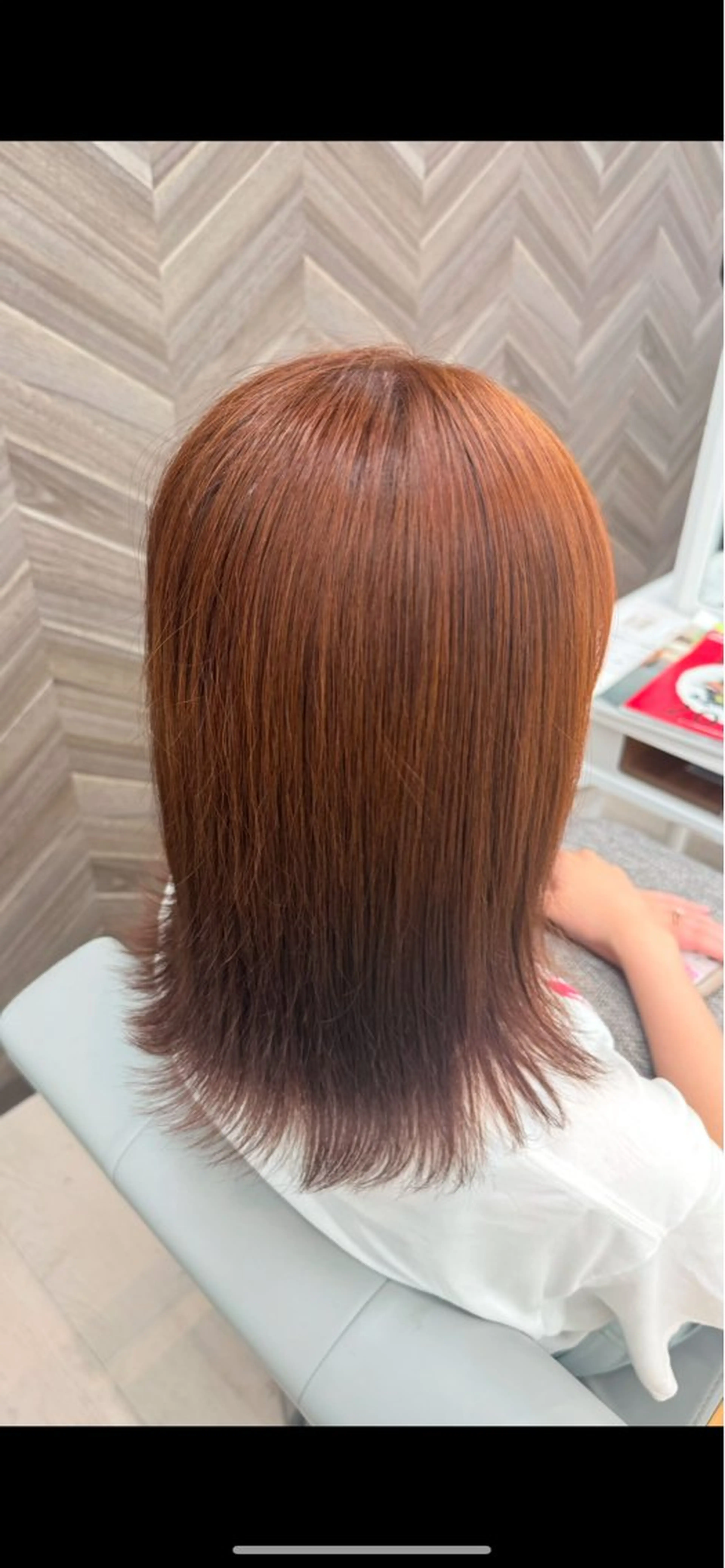 ミディアム カラー 武田 つぐみのヘアスタイル