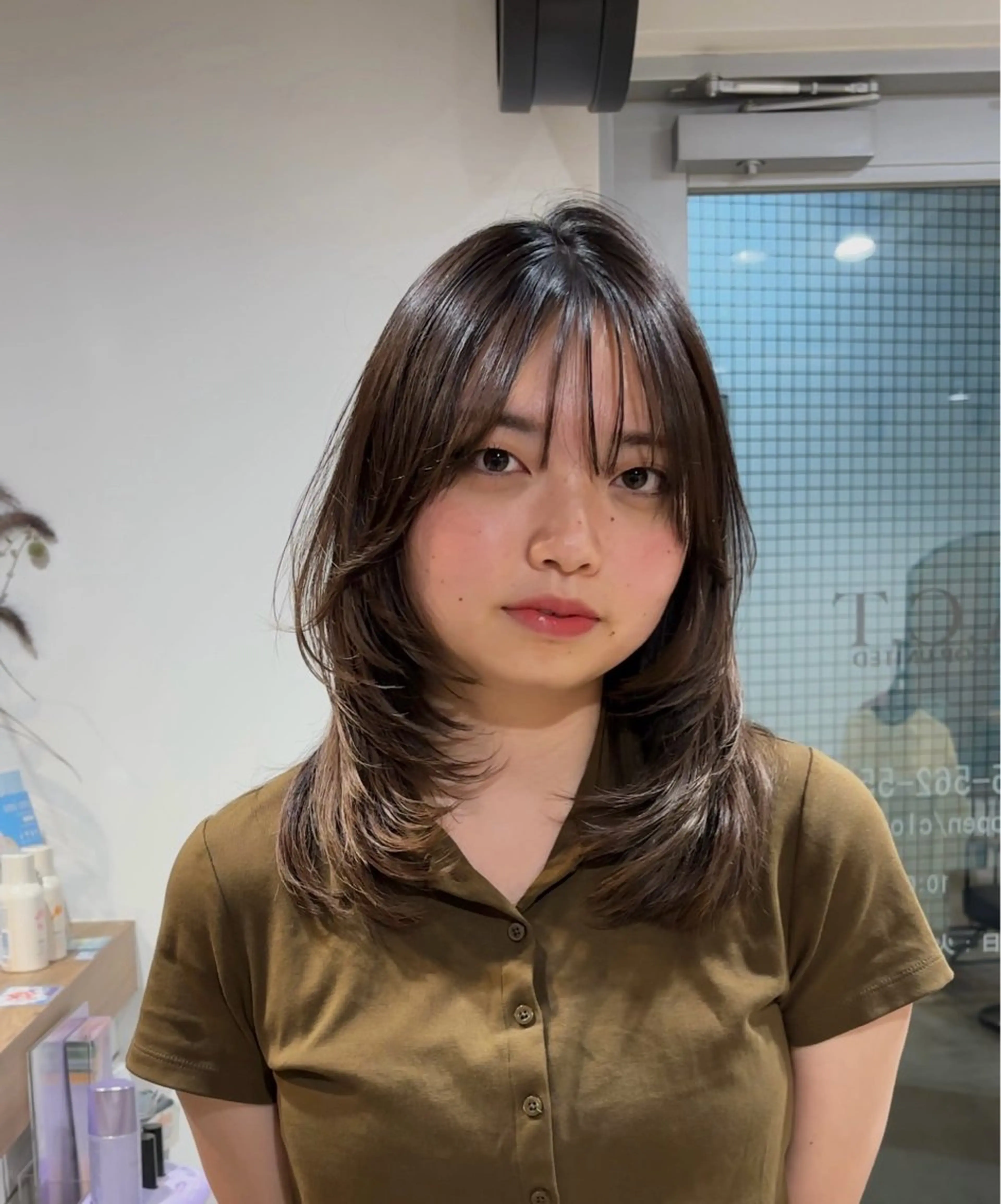 セミロング A.C.T C-LOOPUNITED所属・坂元 あかねのヘアスタイル