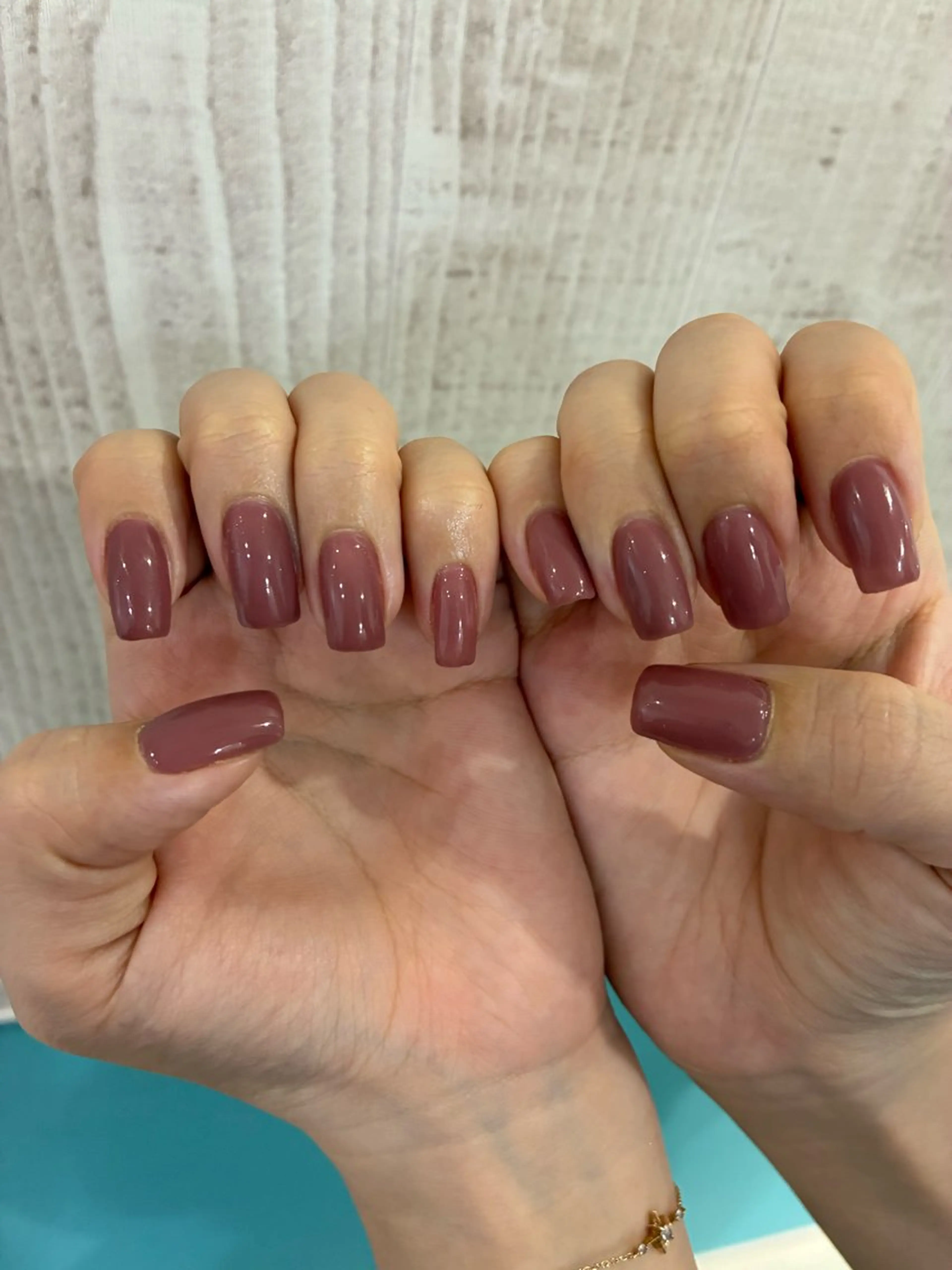 ネイル ハンドネイル 13日3980円‼️ マグもデザインも◎のネイルデザイン