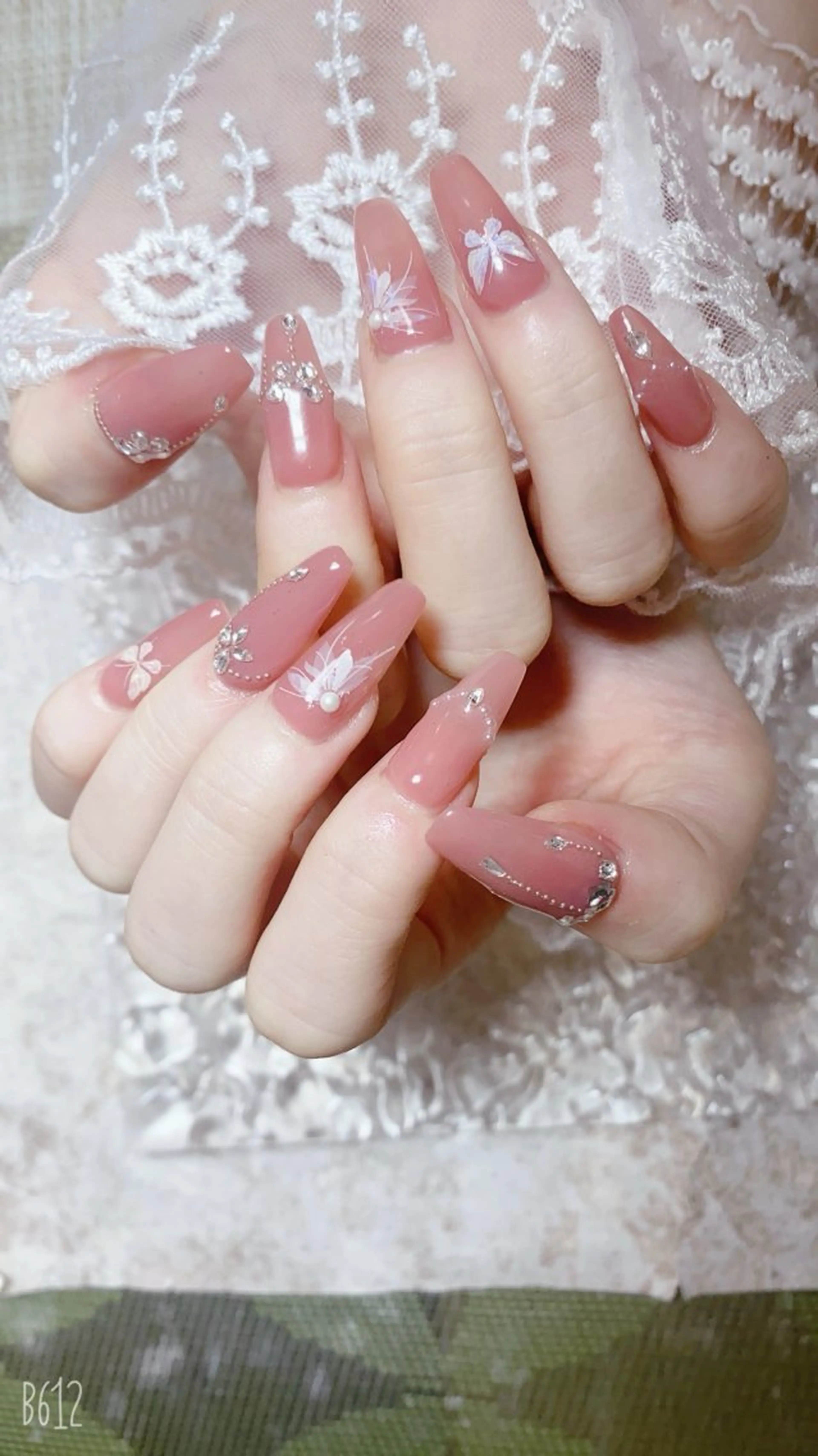 ネイル シンプルネイル liora nail yzのネイルデザイン