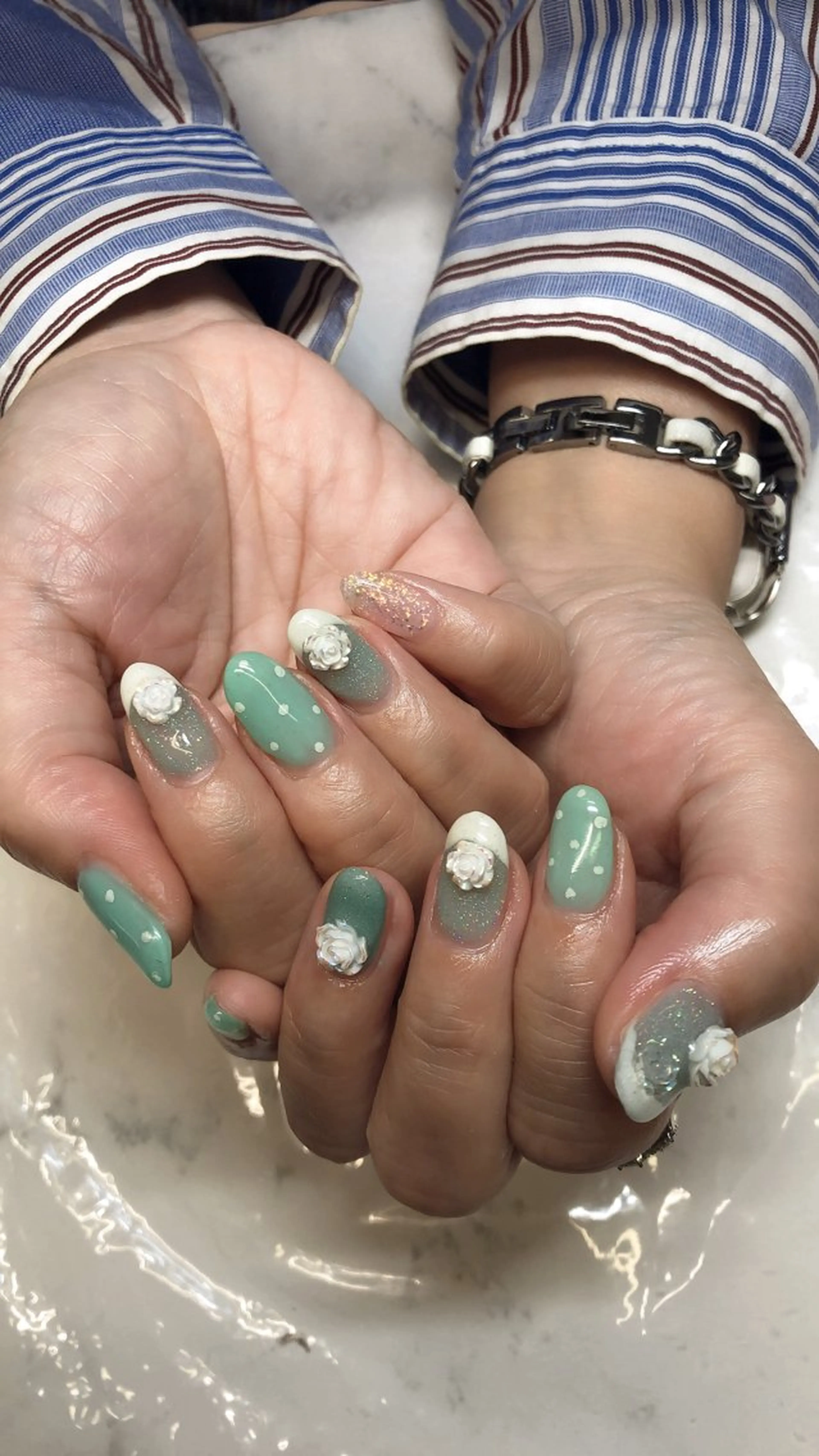 ネイル 💎Guarendo💎錦糸町店所属・✨アン ミユ✨のネイルデザイン