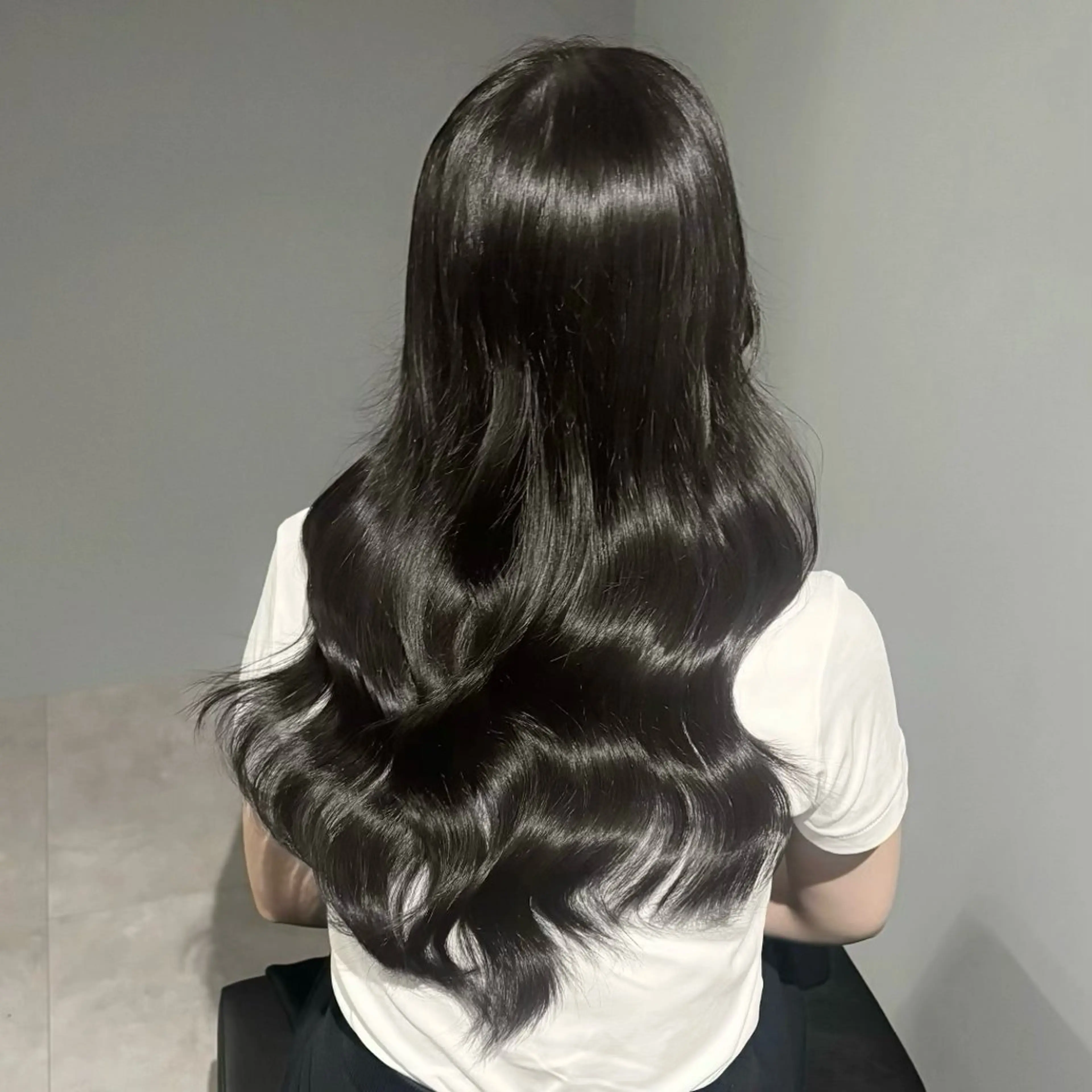ロング 韓国風ヘア ヘアカラー トリートメント シオン/艶髪/ グレージュカラーのヘアスタイル