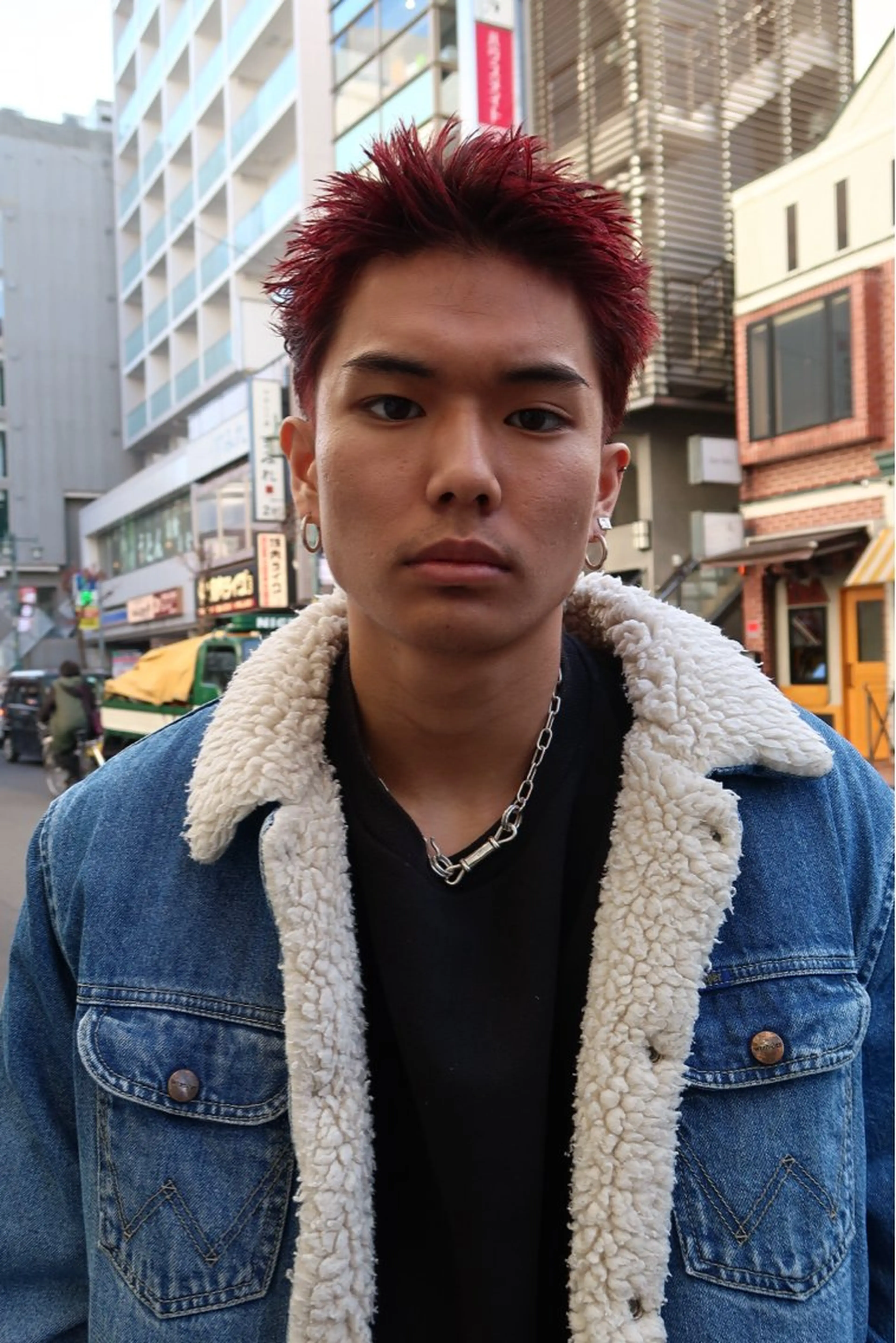 ショート カラー メンズ メンズブリーチ メンズハイトーン メンズインナーカラー ブリーチ ケアブリーチ Rei/ 縮毛矯正/ ハイライトカラー募集のヘアスタイル