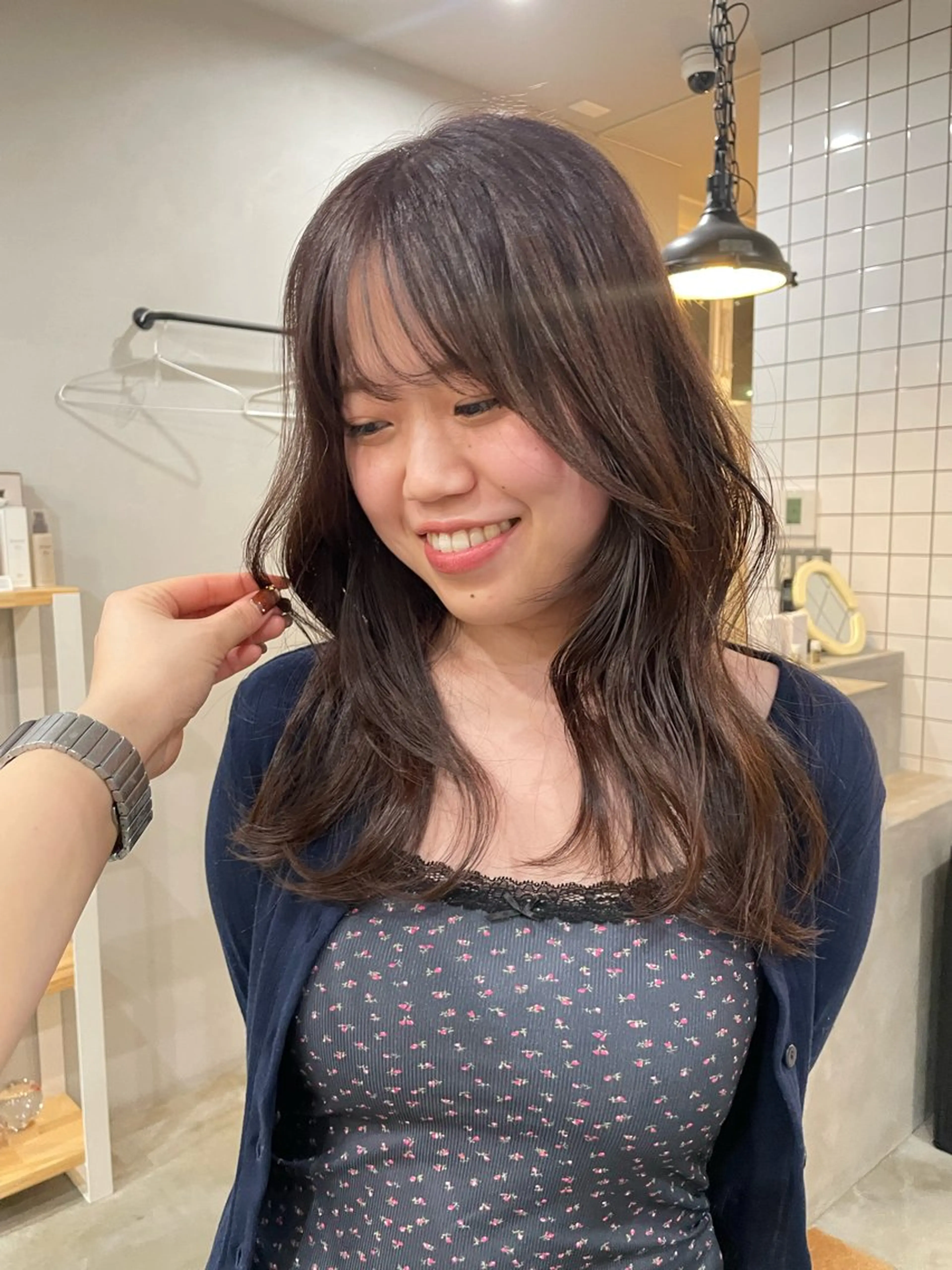 ロング niuniu所属・萩原 見咲のヘアスタイル