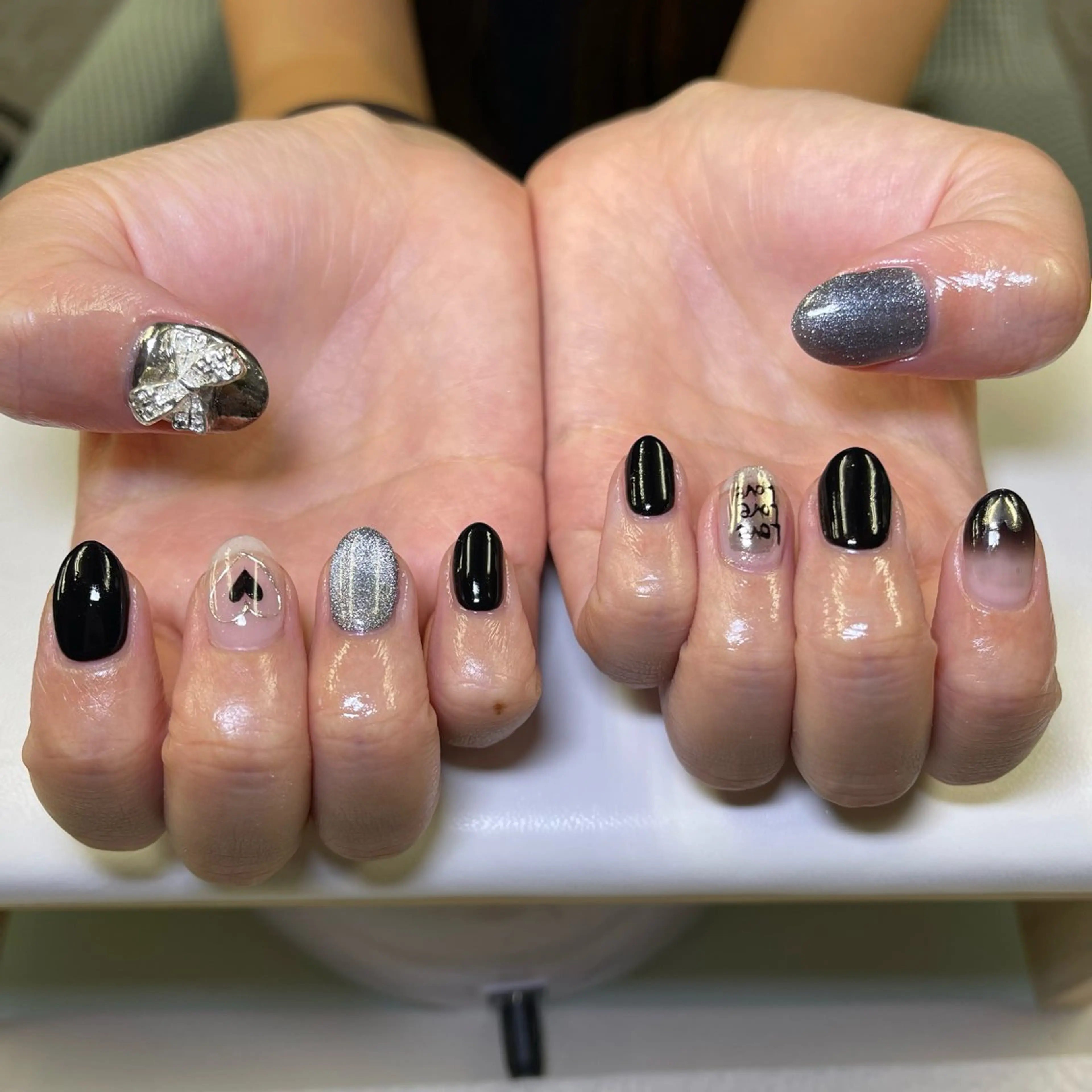 ネイル M.JEWELRY tomomiのネイルデザイン