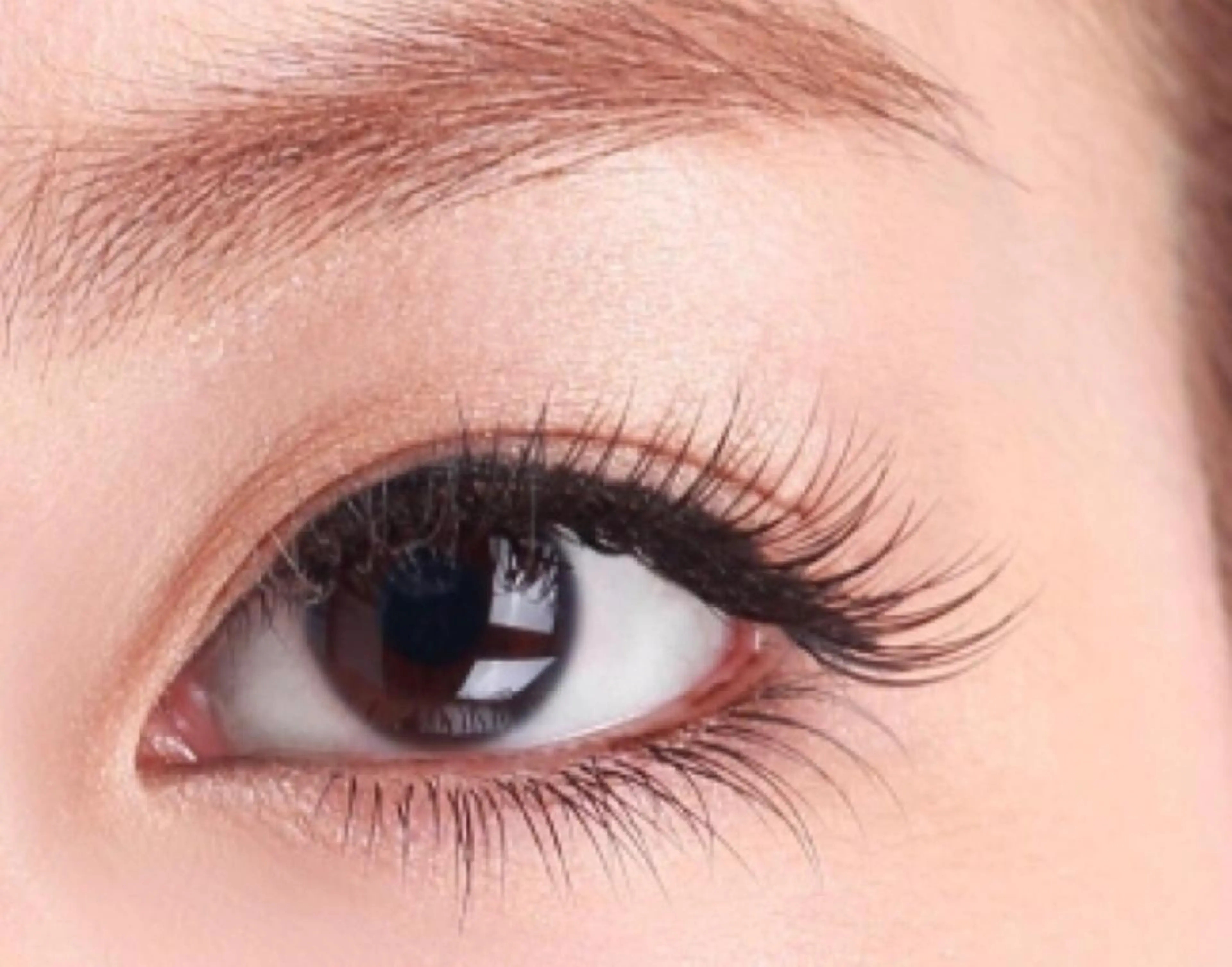 マツエク・マツパ Very (ベリー)所属・吉田 彩花の眉毛・アイブロウイメージ