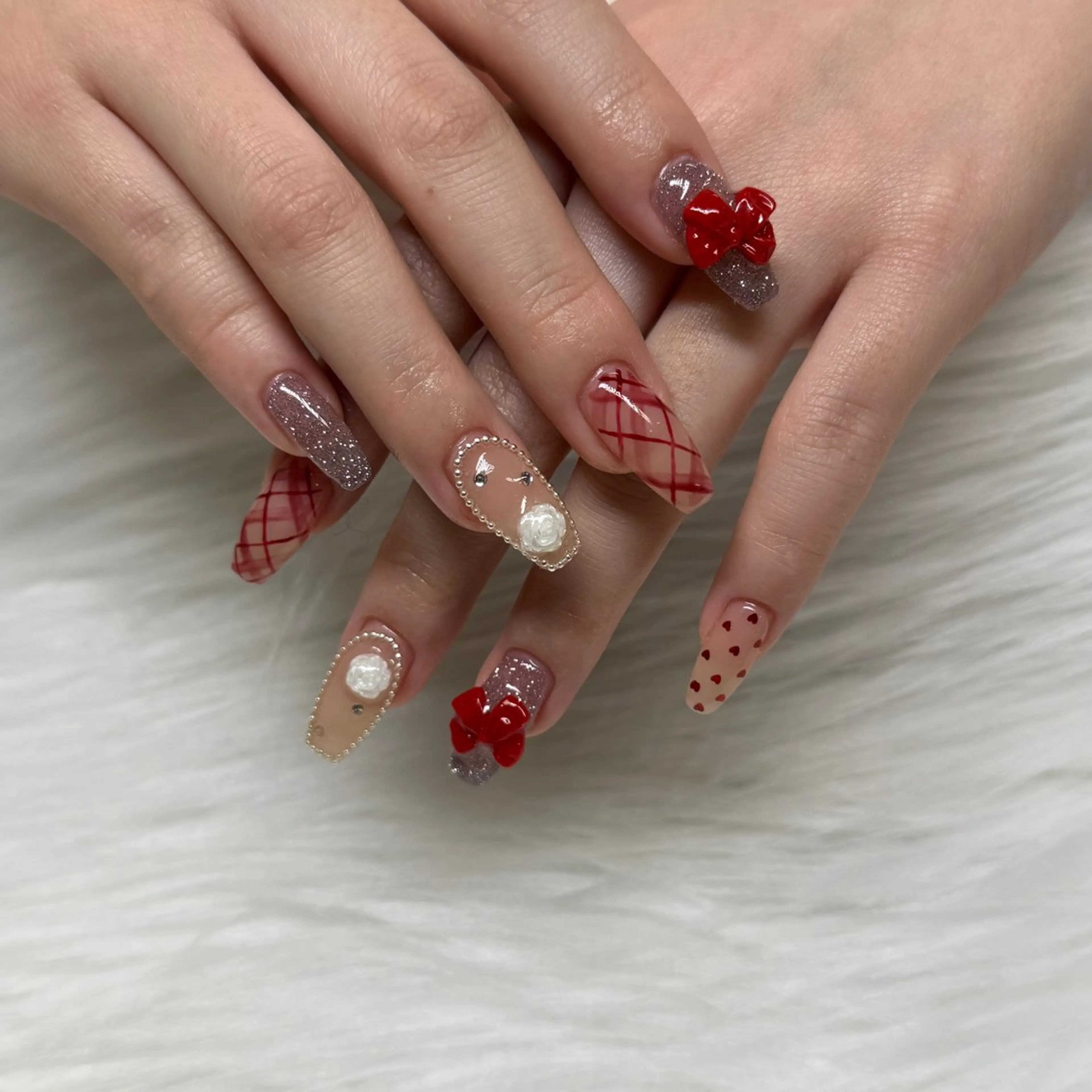 ネイル ハンドネイル Ada立川店🫧宮田 美桜のネイルデザイン