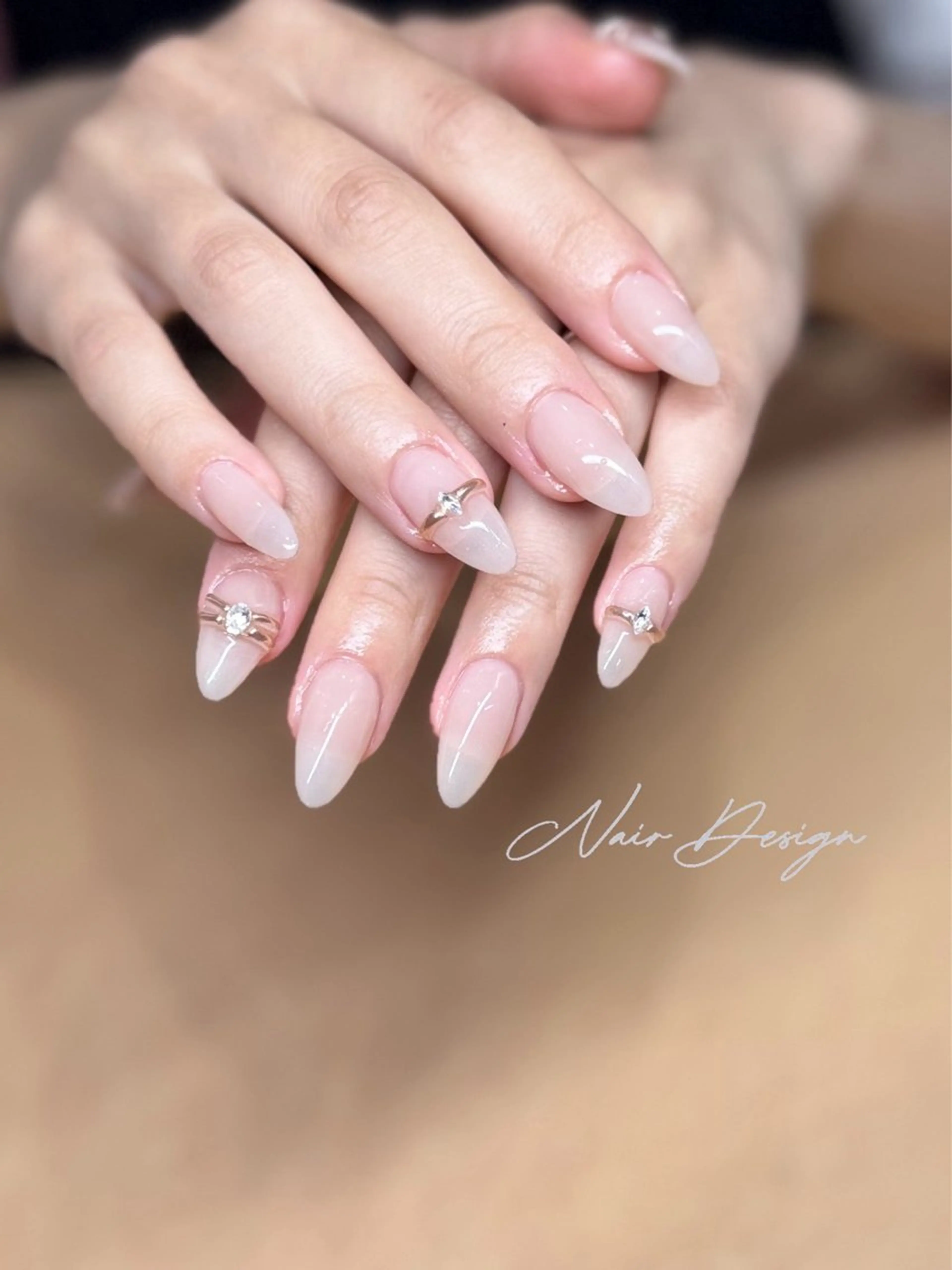 ネイル ハンドネイル ハンドケア 𝓝𝓪𝓲𝓻 𝓝𝓪𝓲𝓵のネイルデザイン