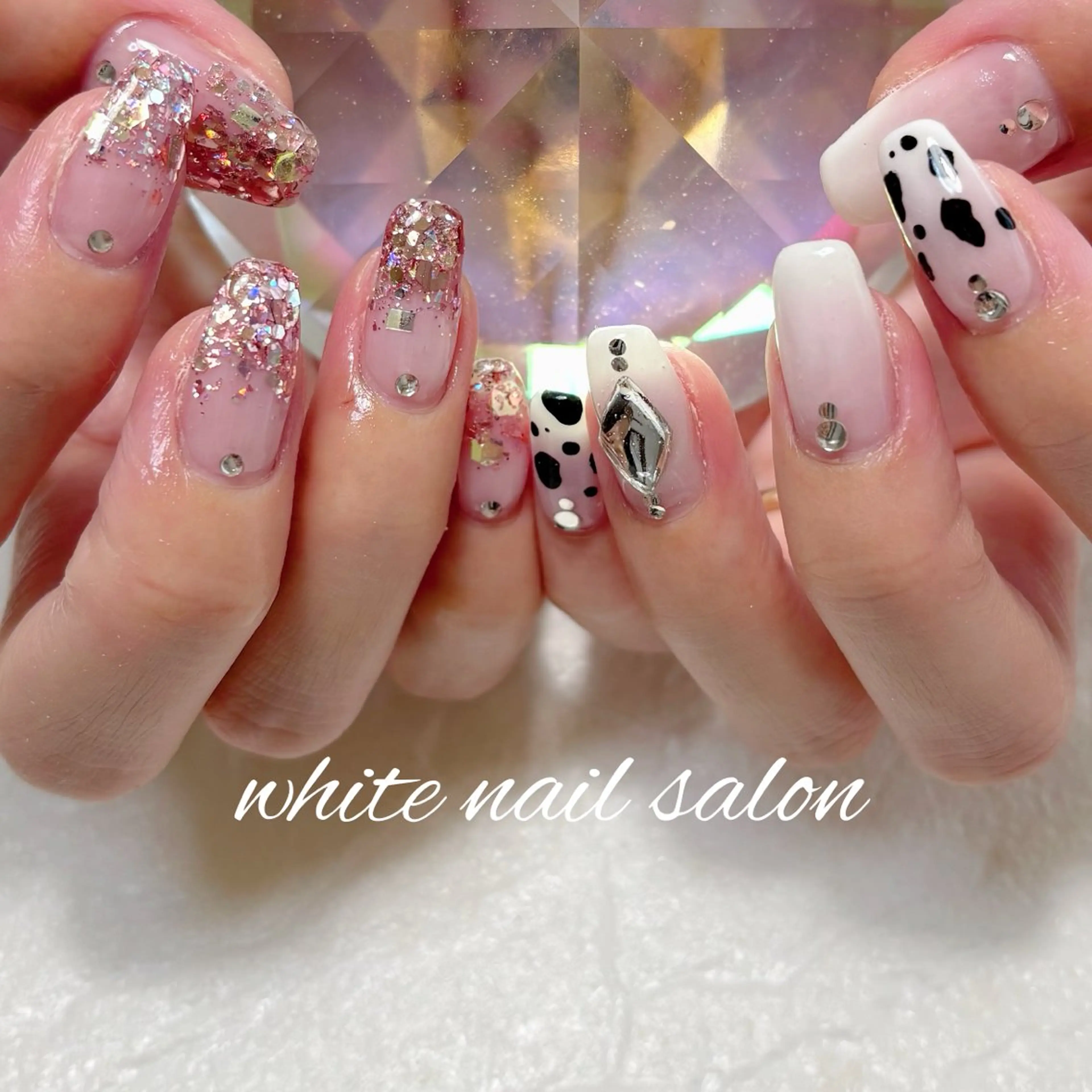 ネイル フットネイル 持ち込み ハンドネイル white nail salonのネイルデザイン