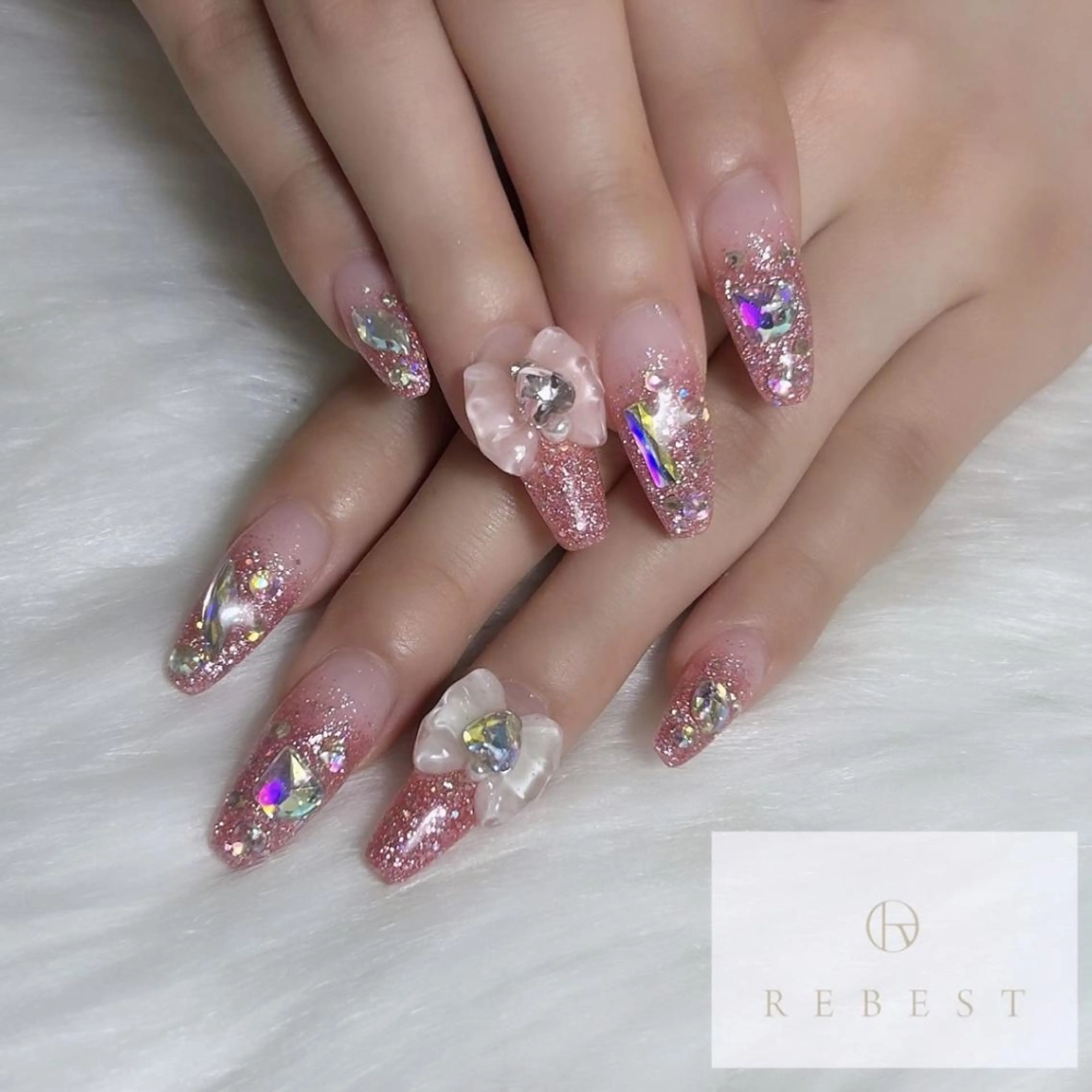 ネイル ＲＥＢＥＳＴ nailのネイルデザイン