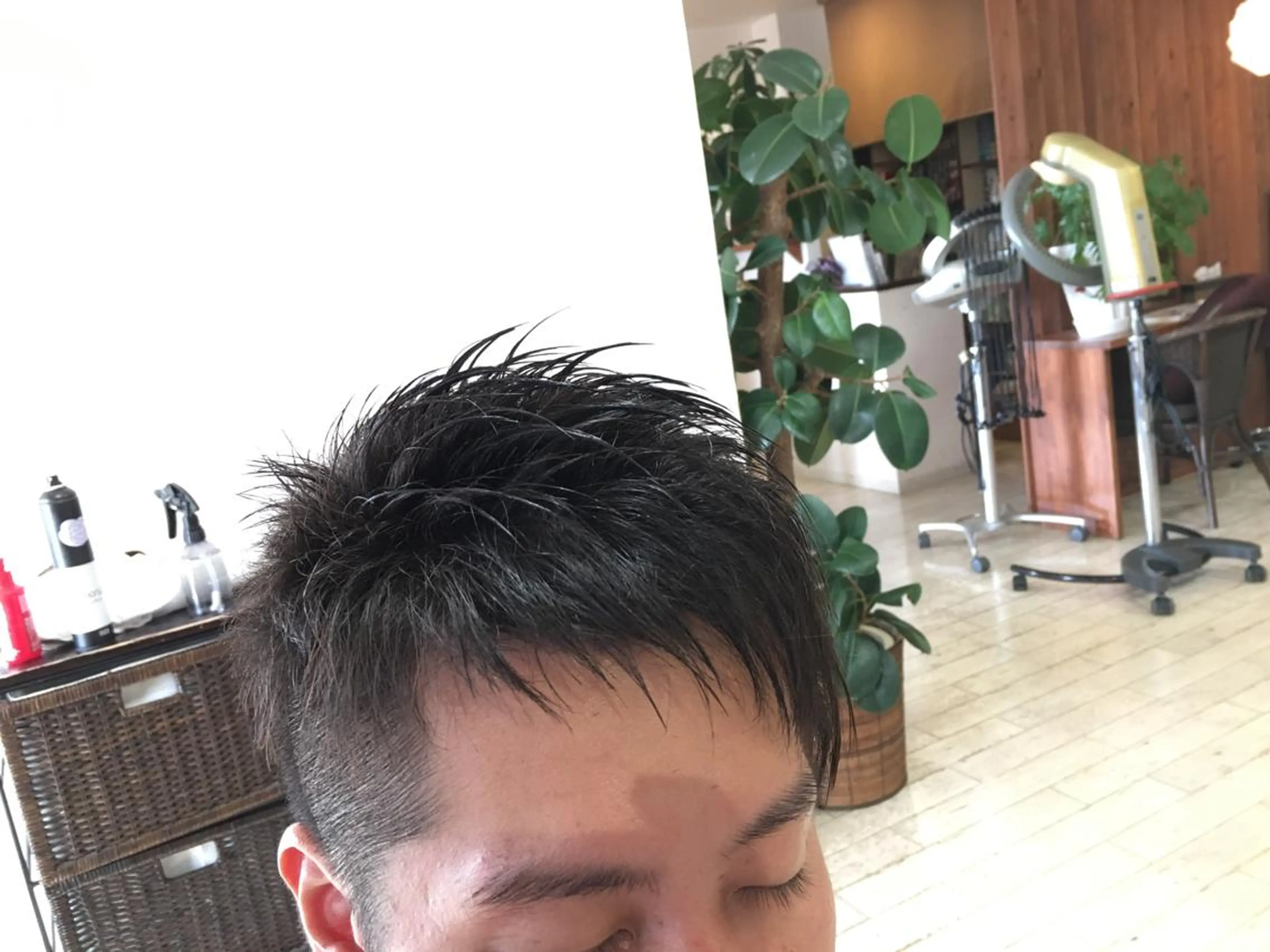 ショート メンズ 刈り上げ カット 田中 就のヘアスタイル